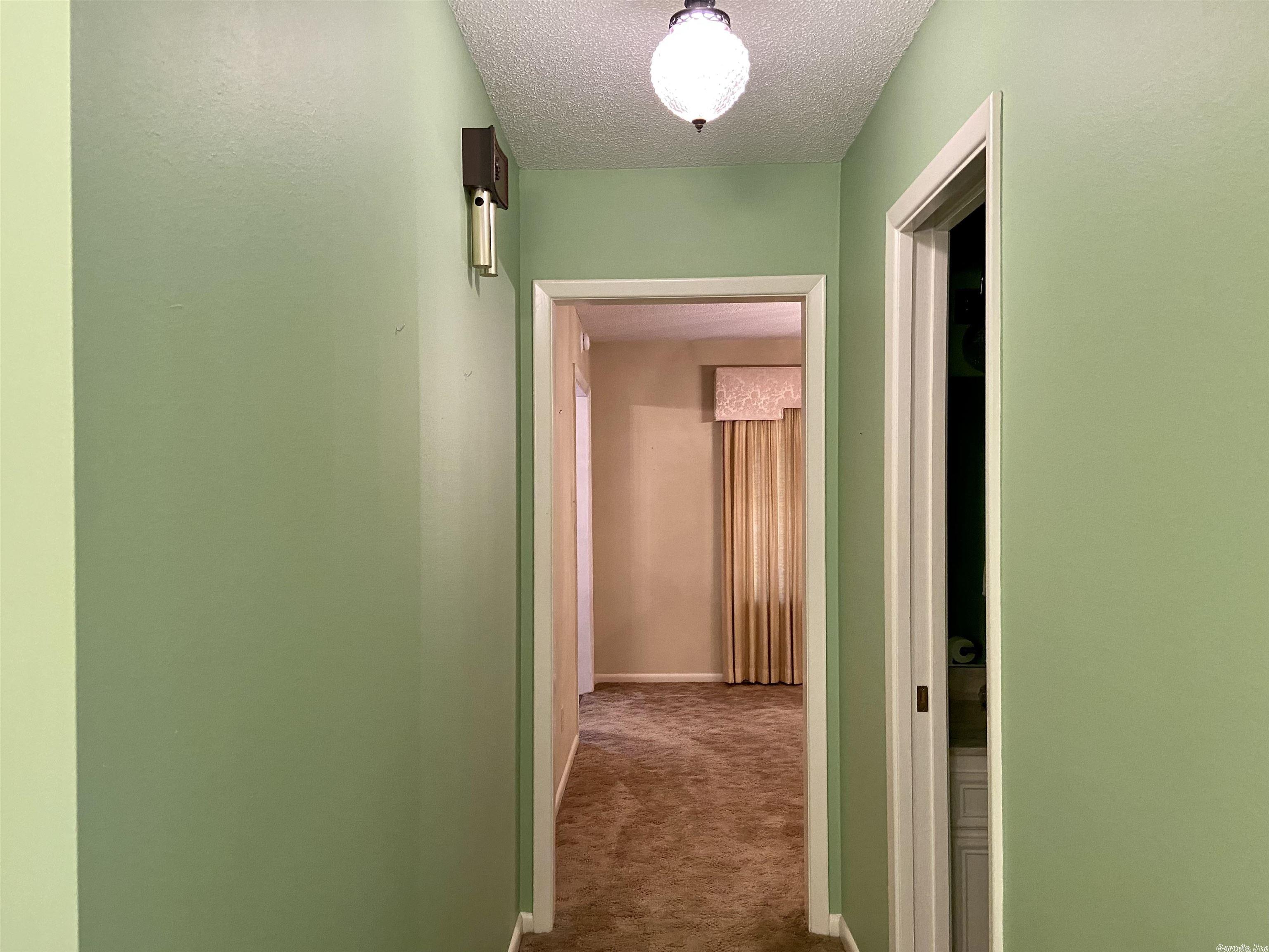 INDIAN HILLS - Residential