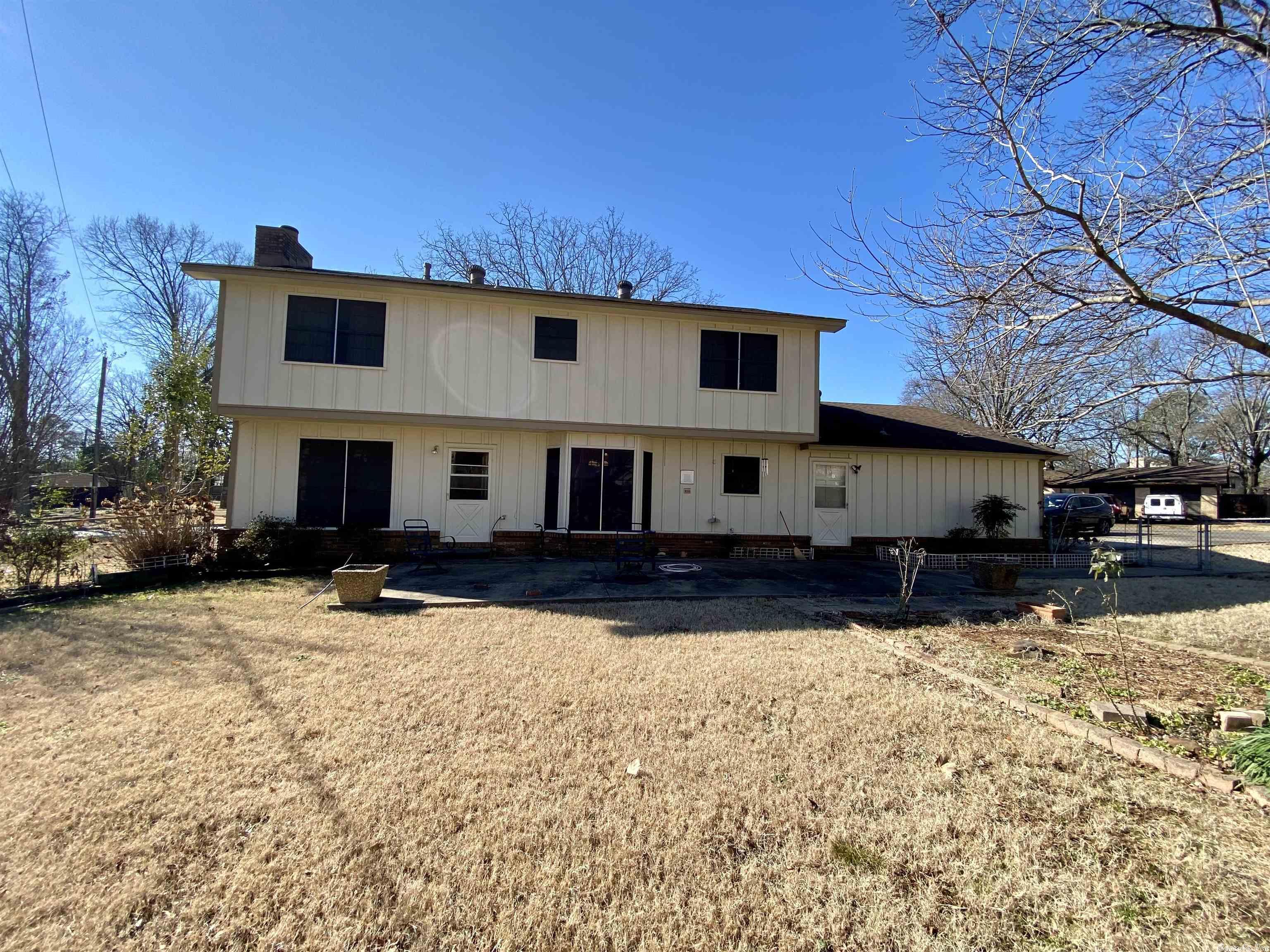 INDIAN HILLS - Residential