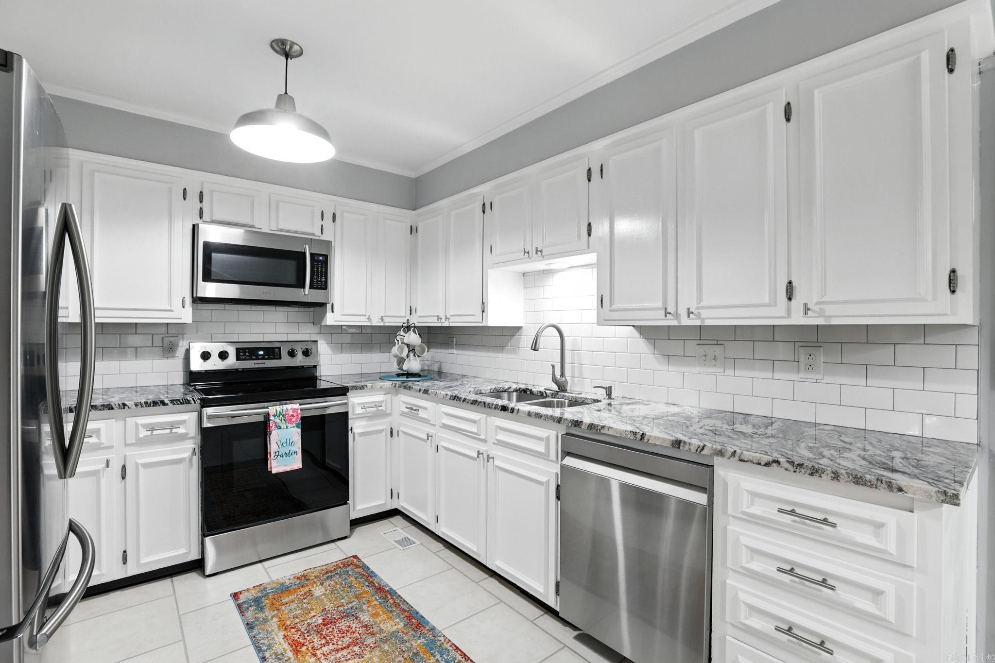 ECHO VALLEY - Residential