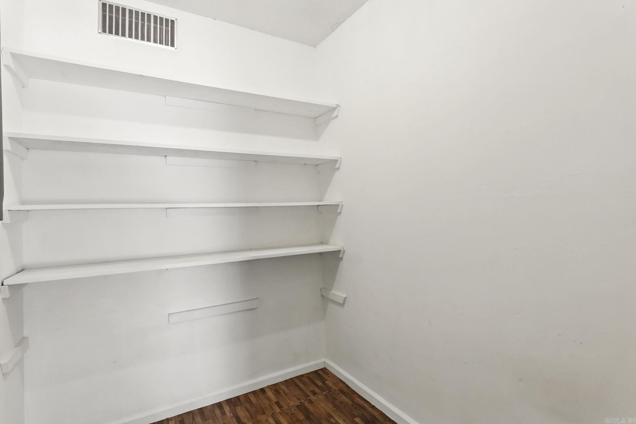 ECHO VALLEY - Residential