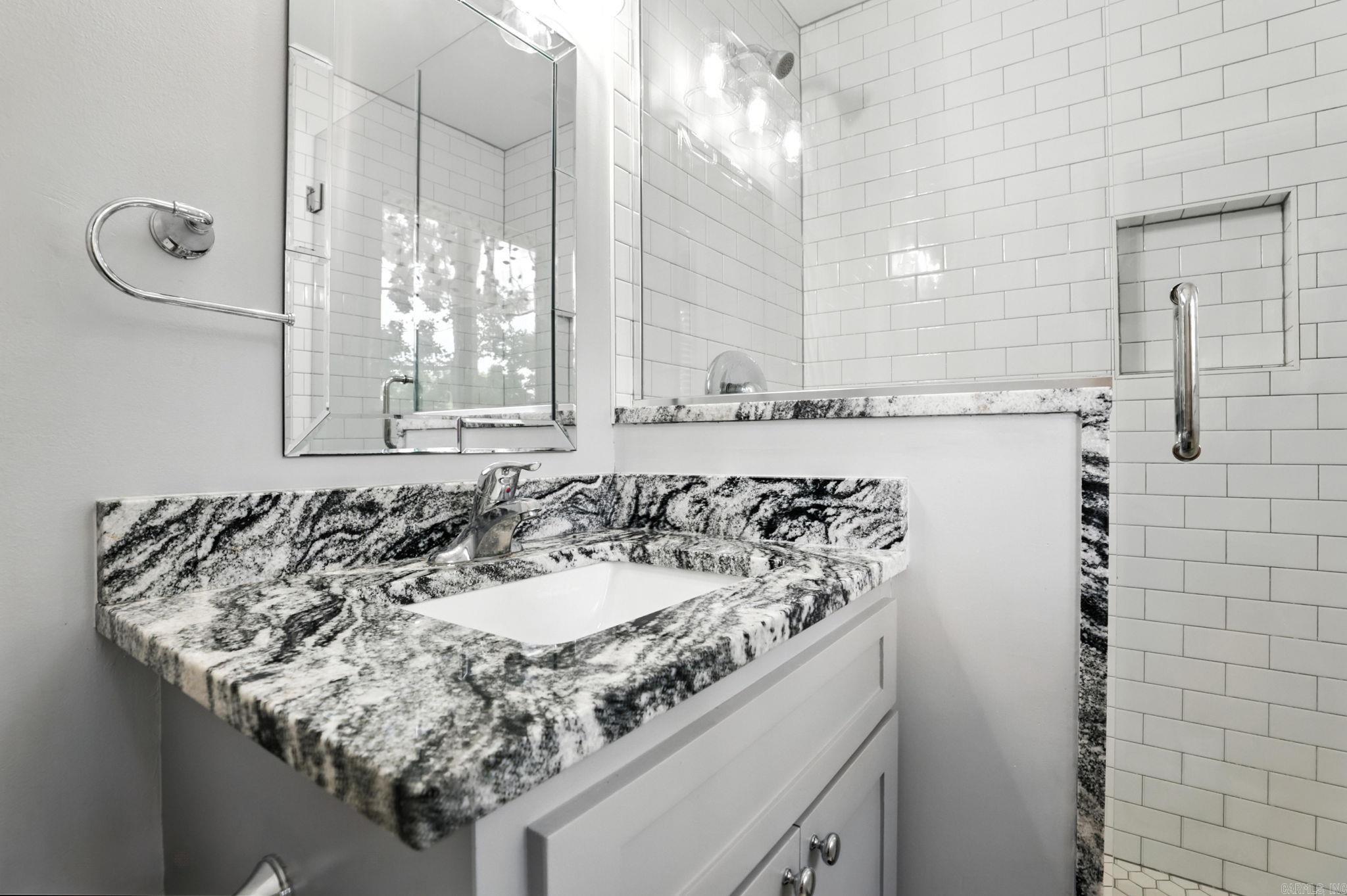 ECHO VALLEY - Residential