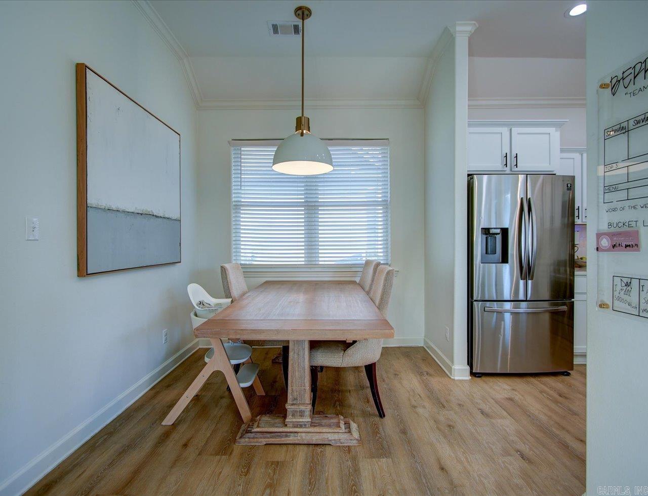 WINDCREST - Residential