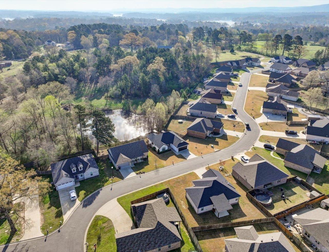 WINDCREST - Residential