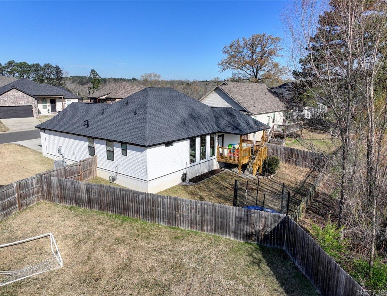 WINDCREST - Residential