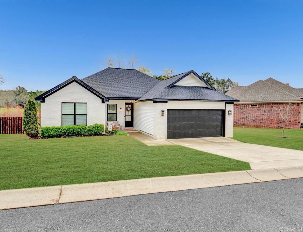 WINDCREST - Residential