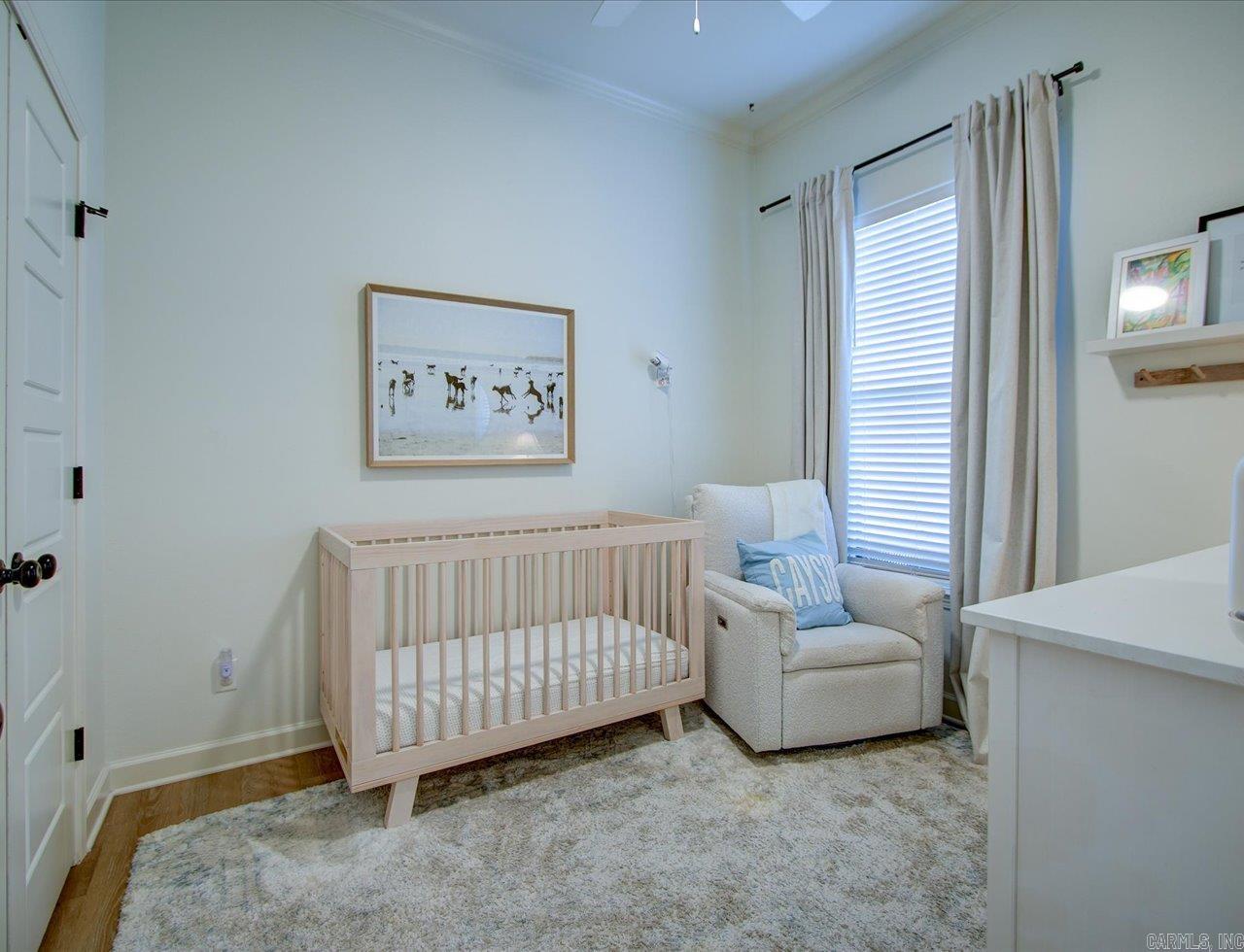 WINDCREST - Residential