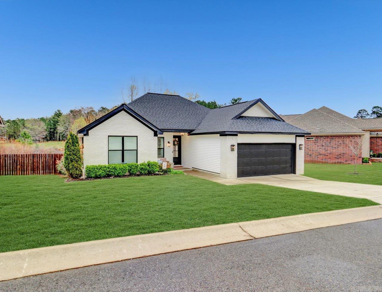 WINDCREST - Residential