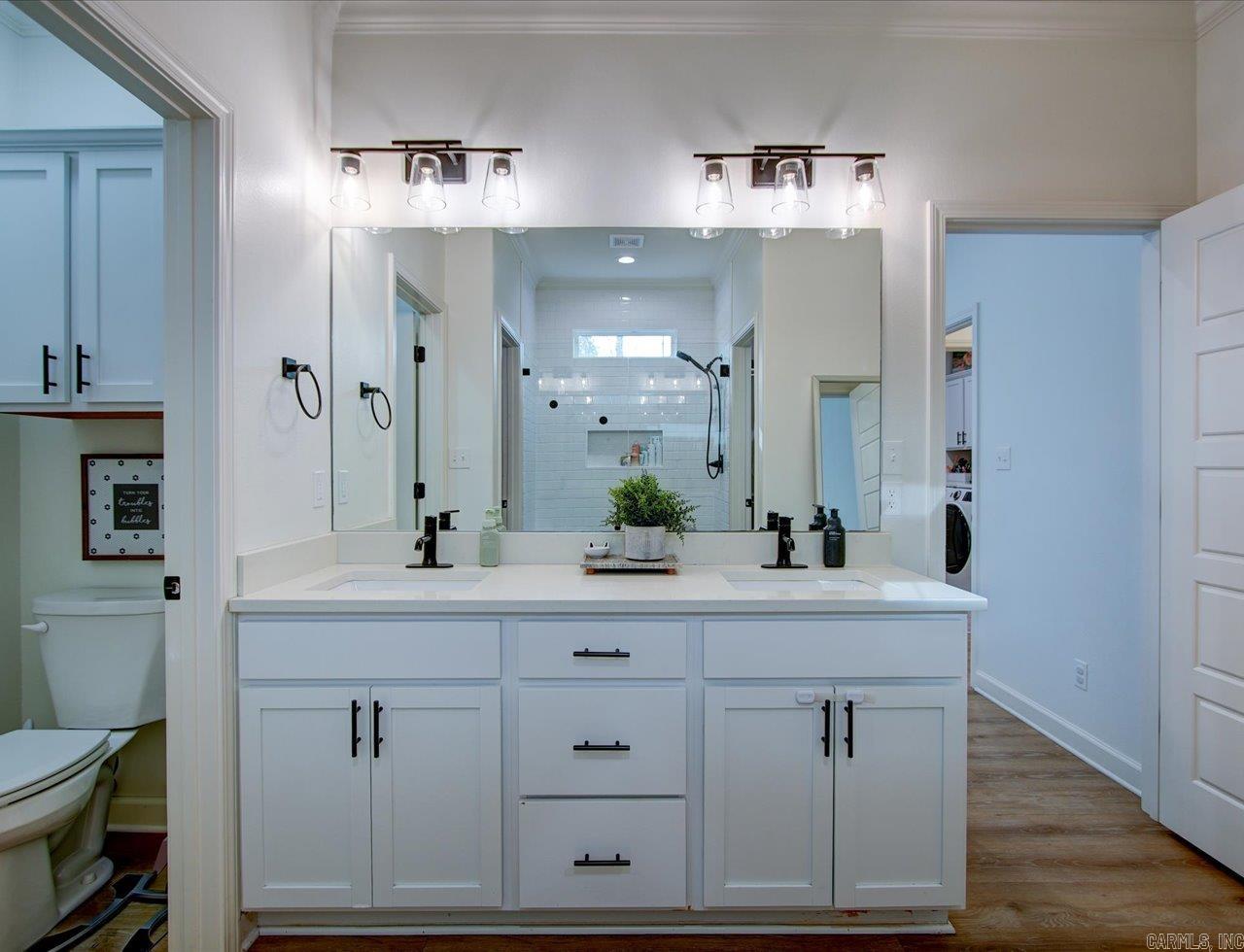 WINDCREST - Residential