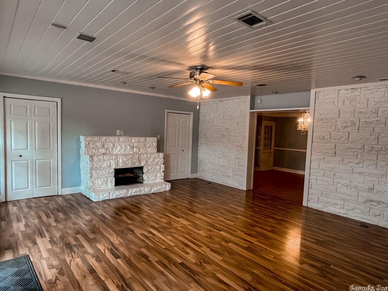 LAKEWOOD HEIGHTS S/D - Residential