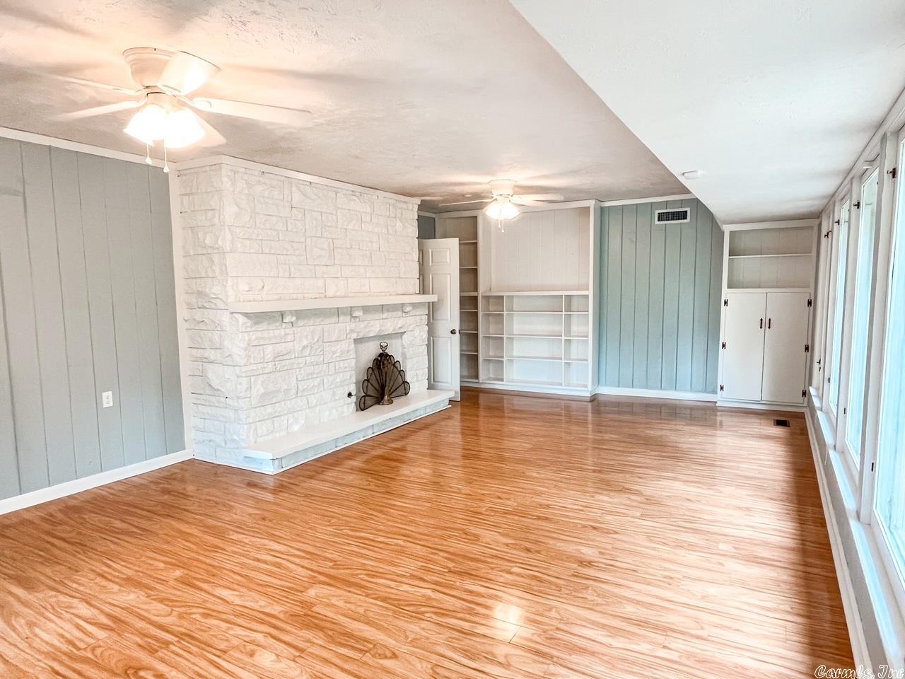 LAKEWOOD HEIGHTS S/D - Residential