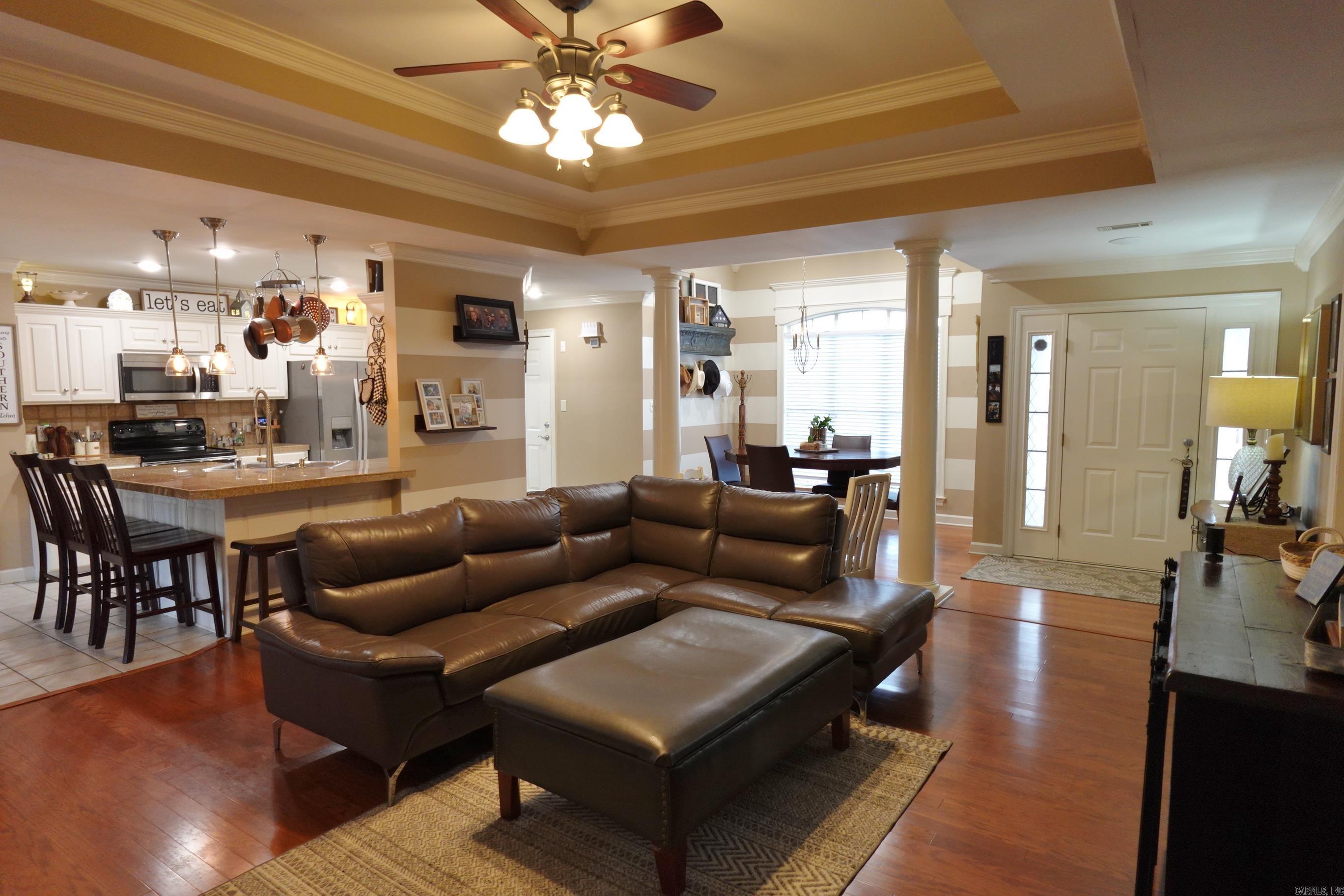 SPRING VALLEY - Residential