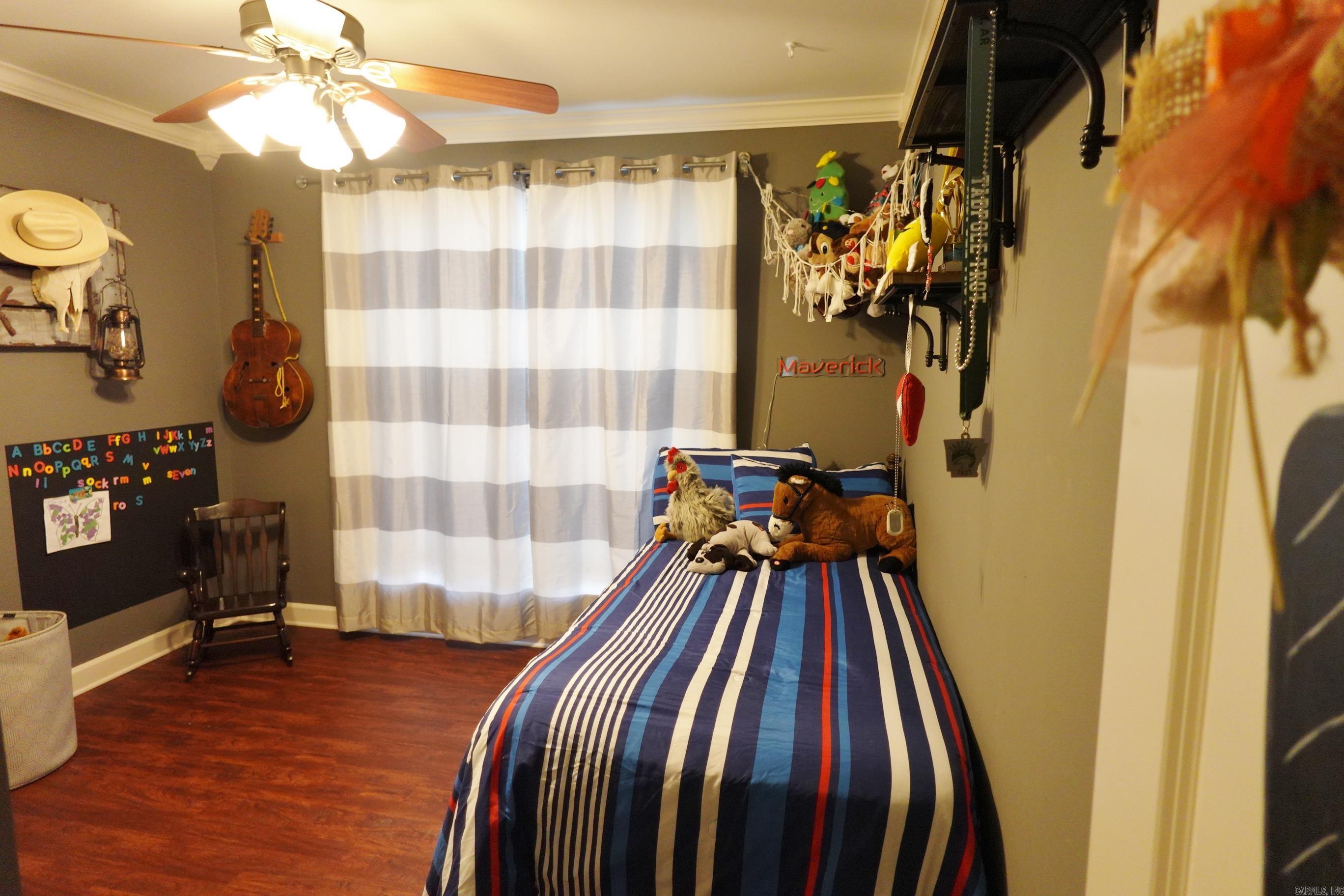 SPRING VALLEY - Residential