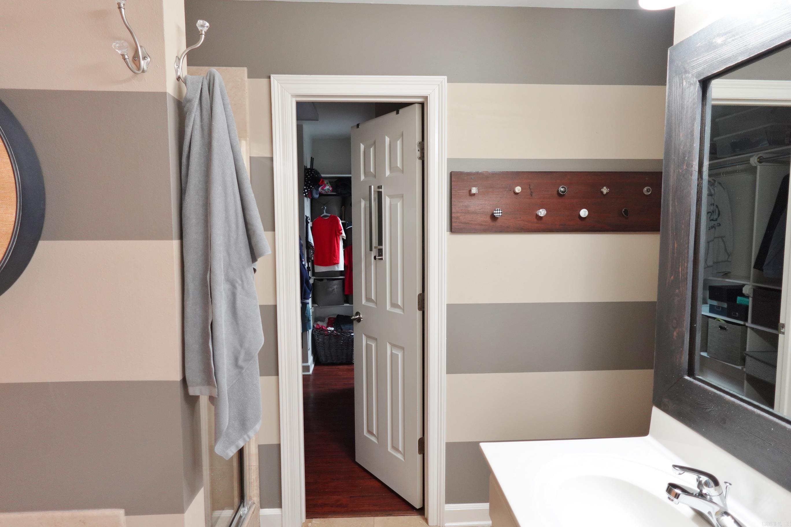 SPRING VALLEY - Residential