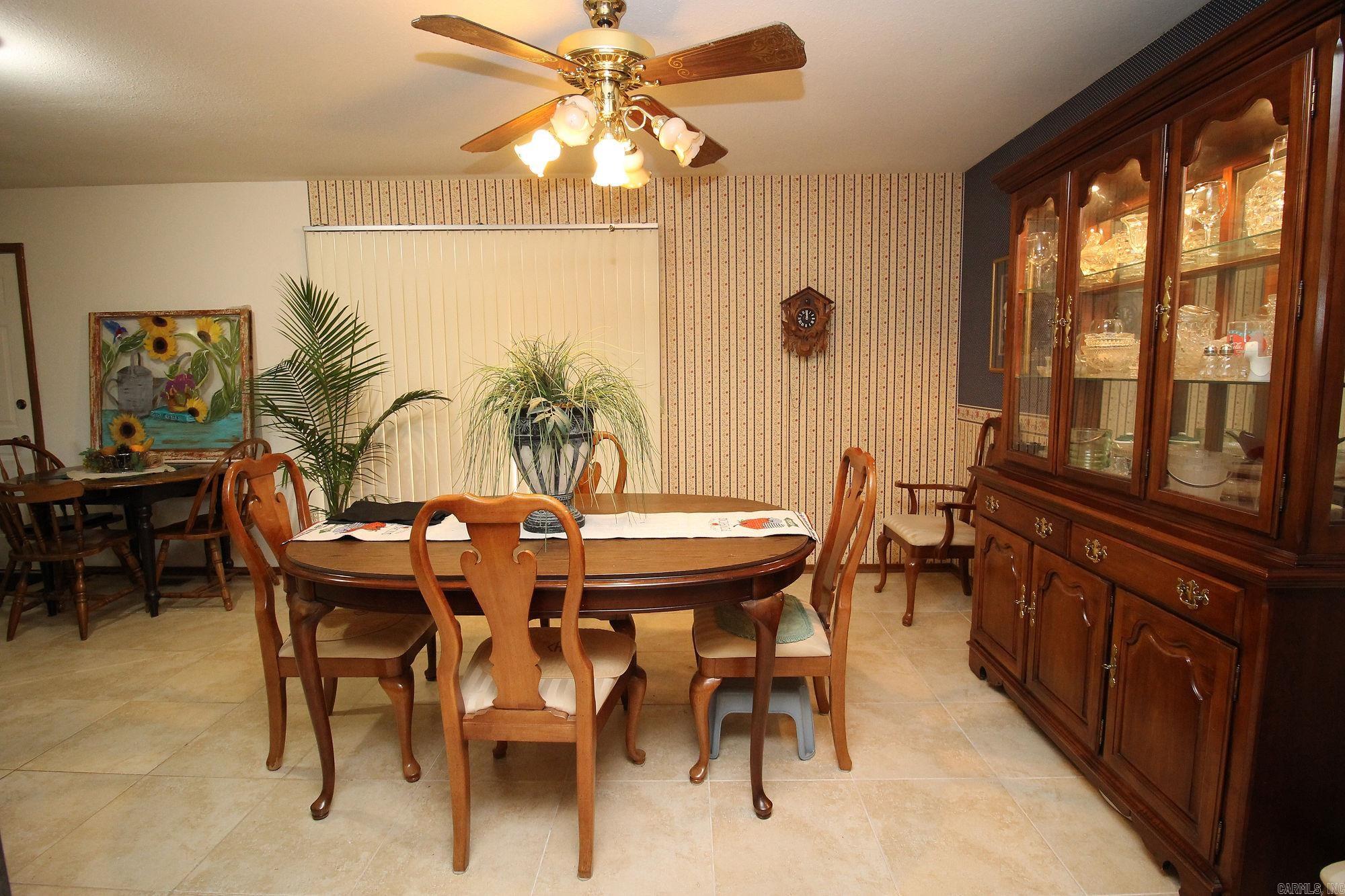 HILLVIEW ACRES - Residential