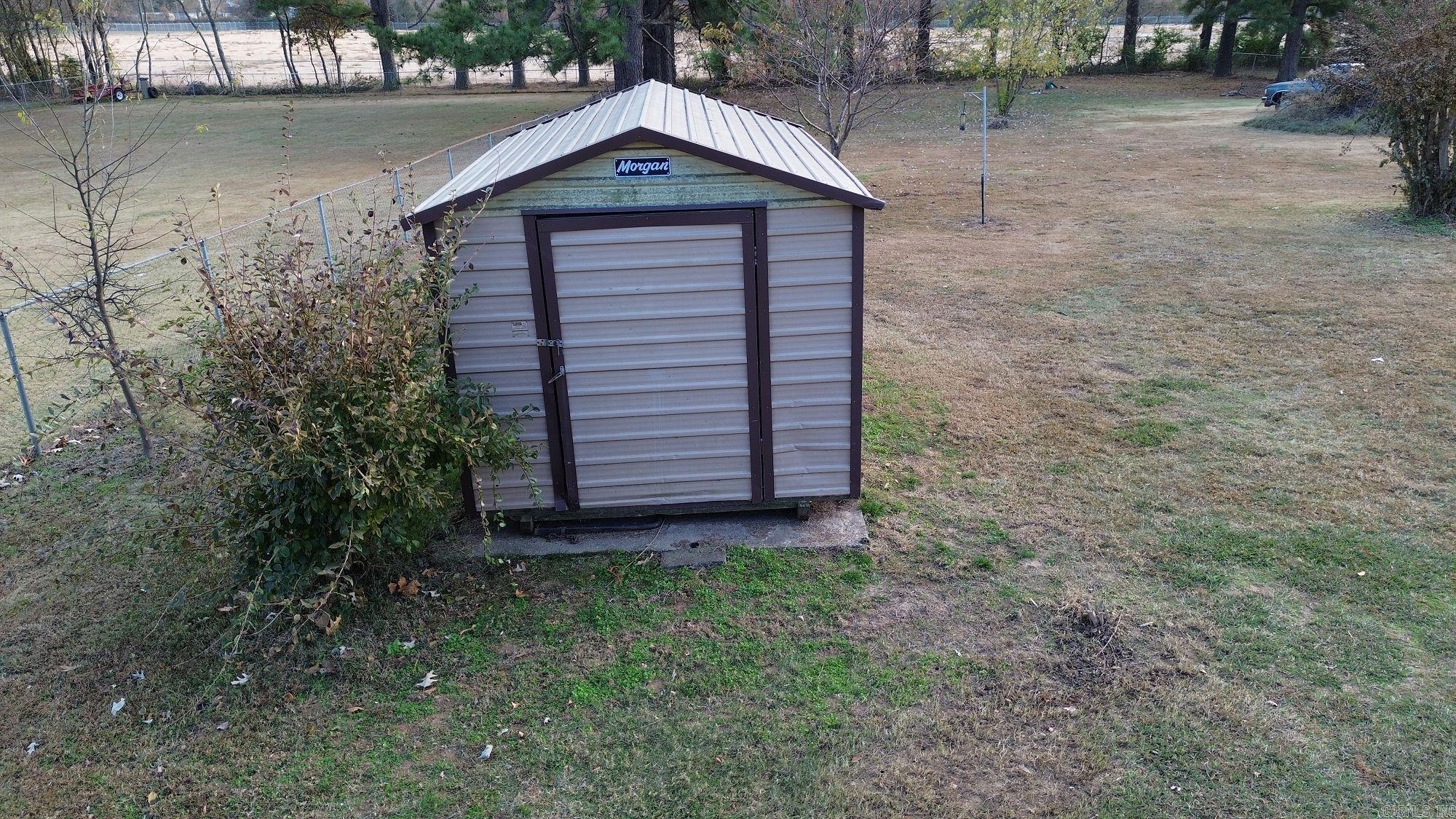 HILLVIEW ACRES - Residential