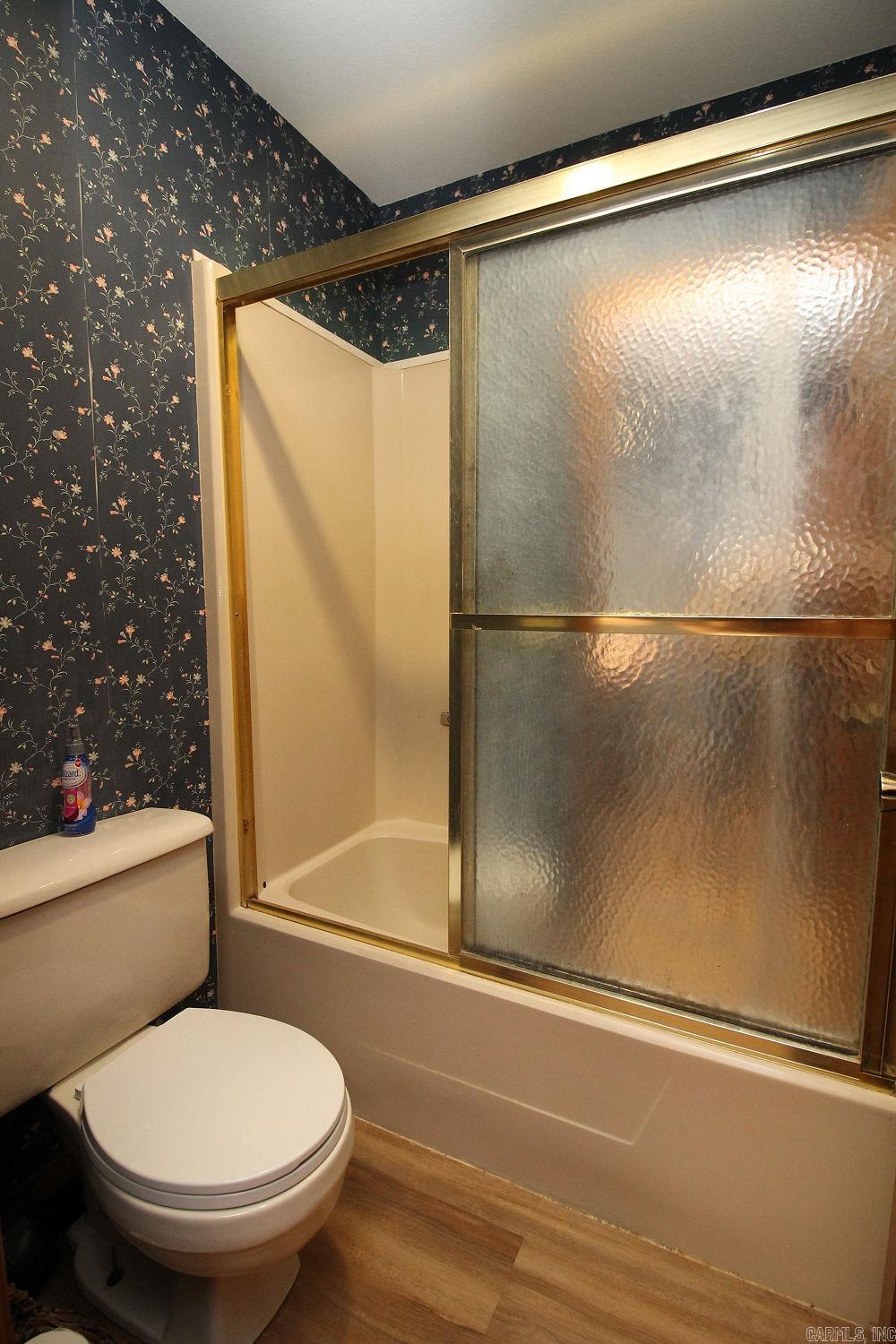 HILLVIEW ACRES - Residential