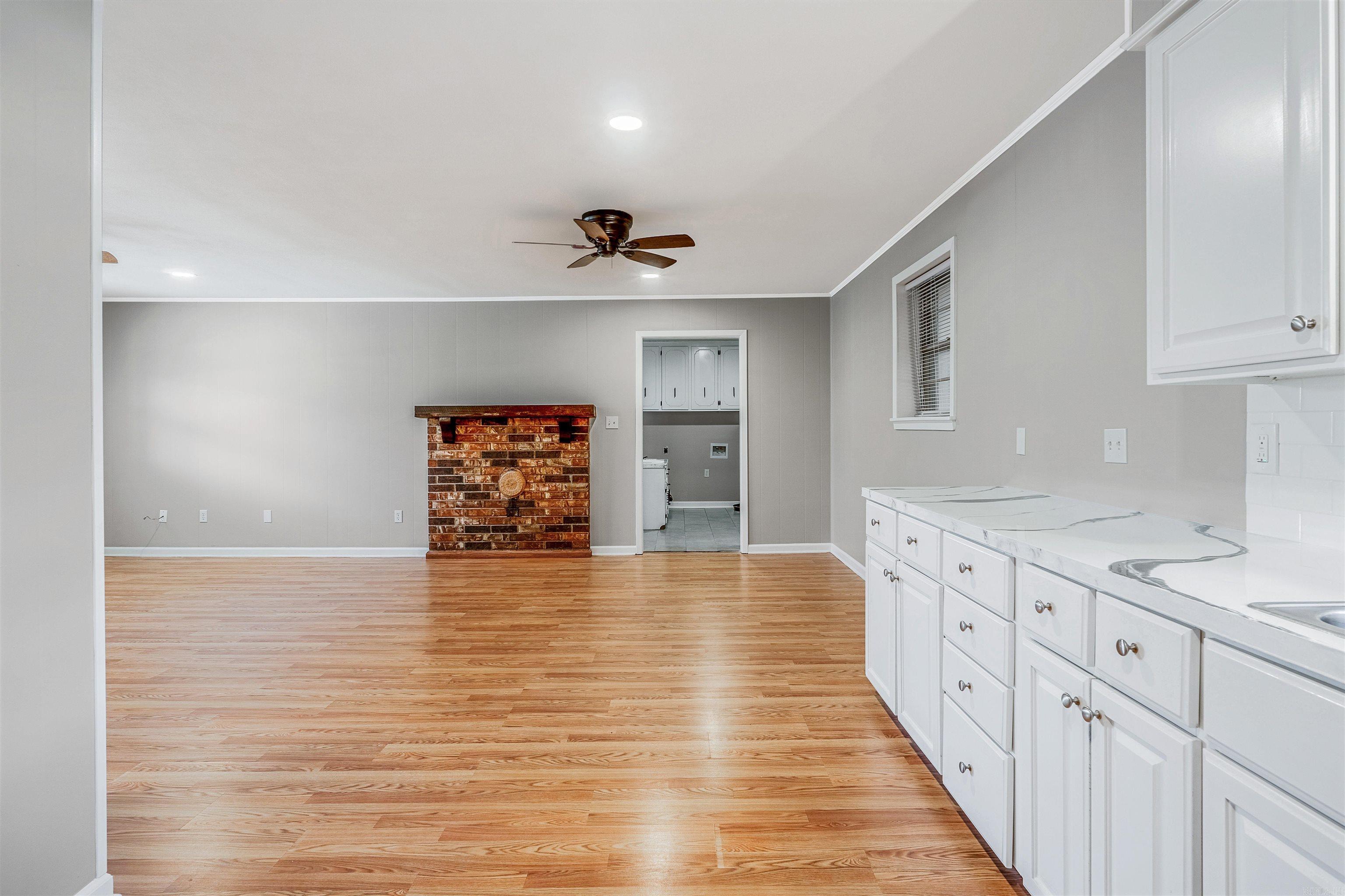 OLD AUSTIN - Residential