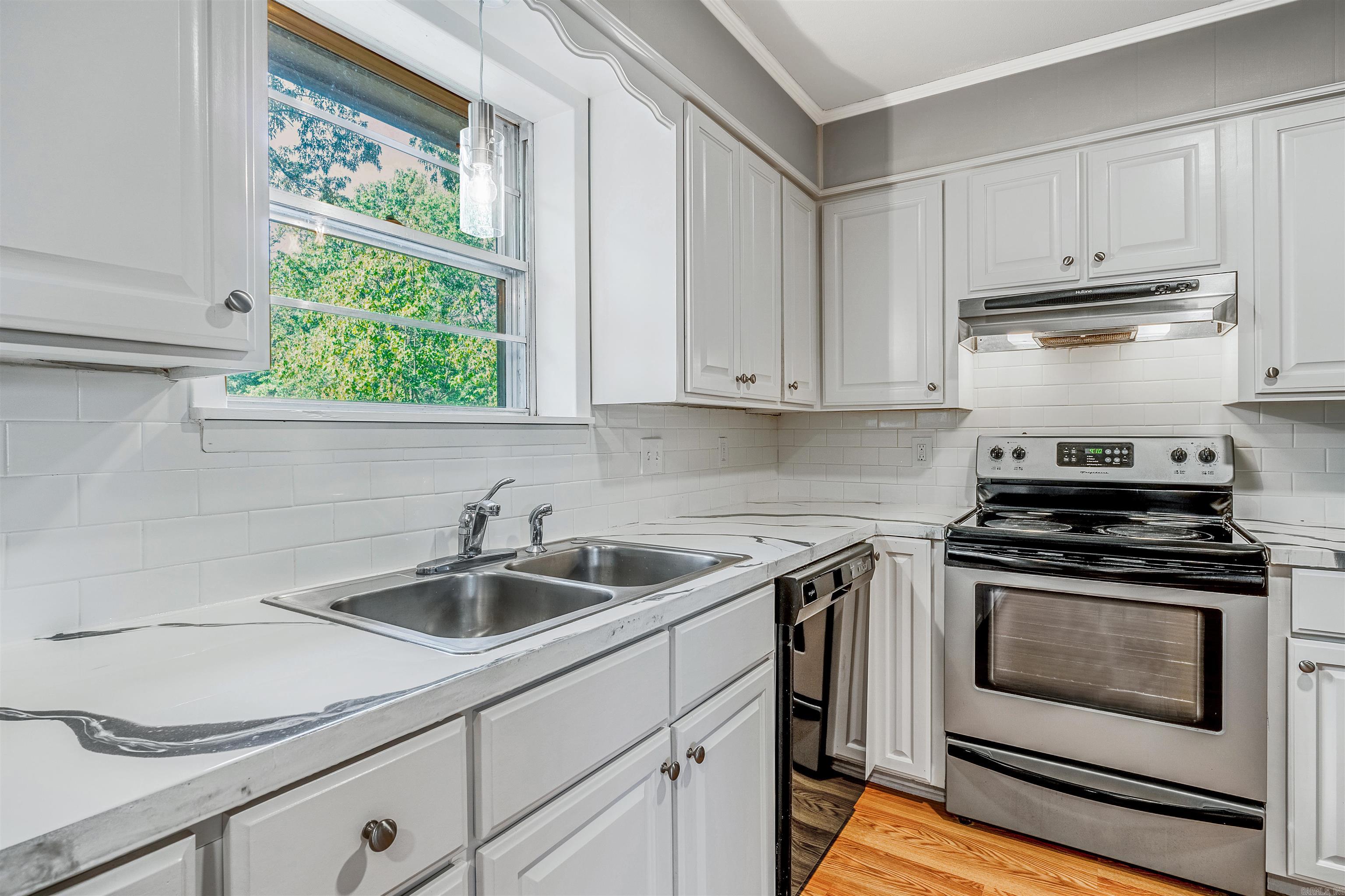 OLD AUSTIN - Residential