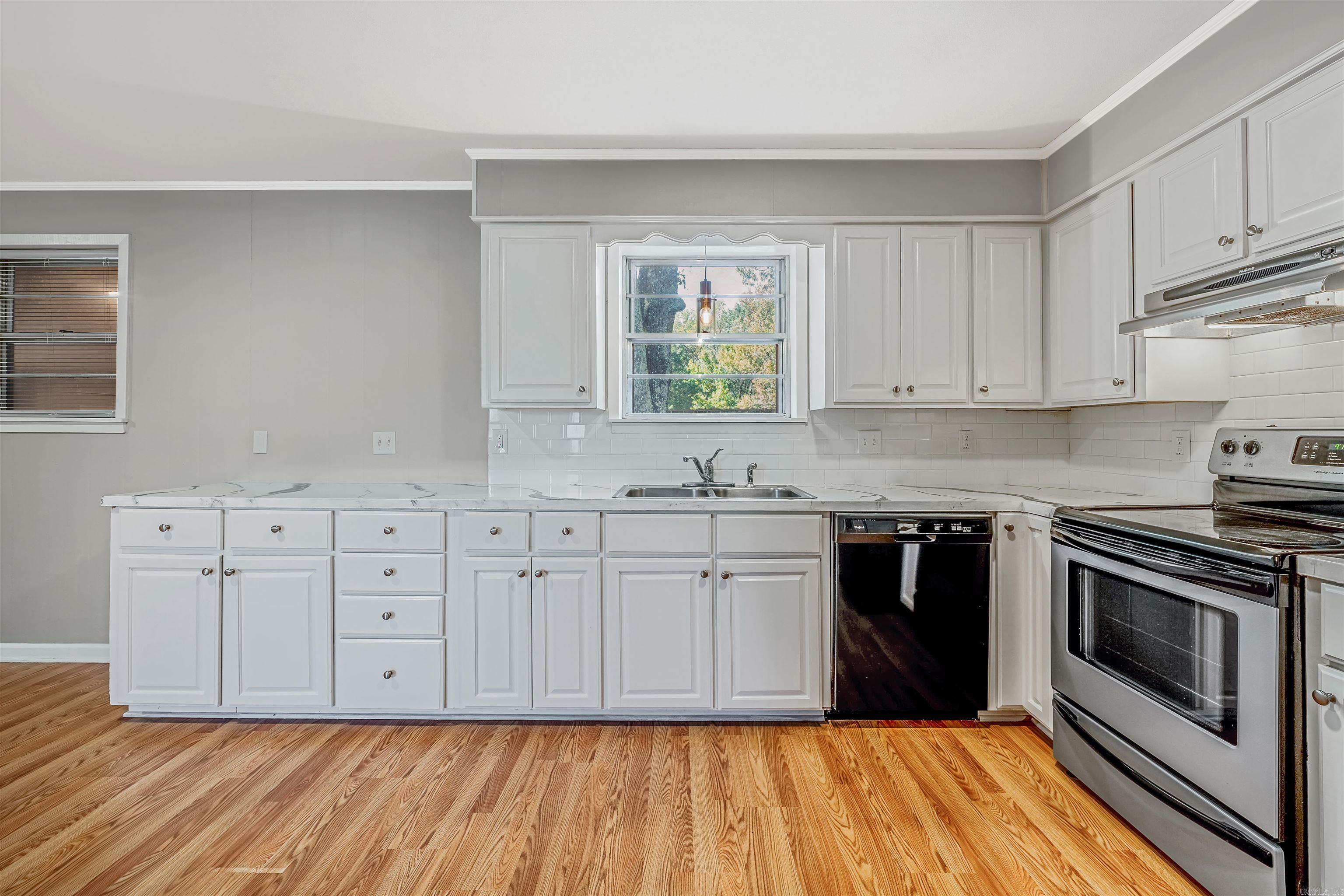 OLD AUSTIN - Residential