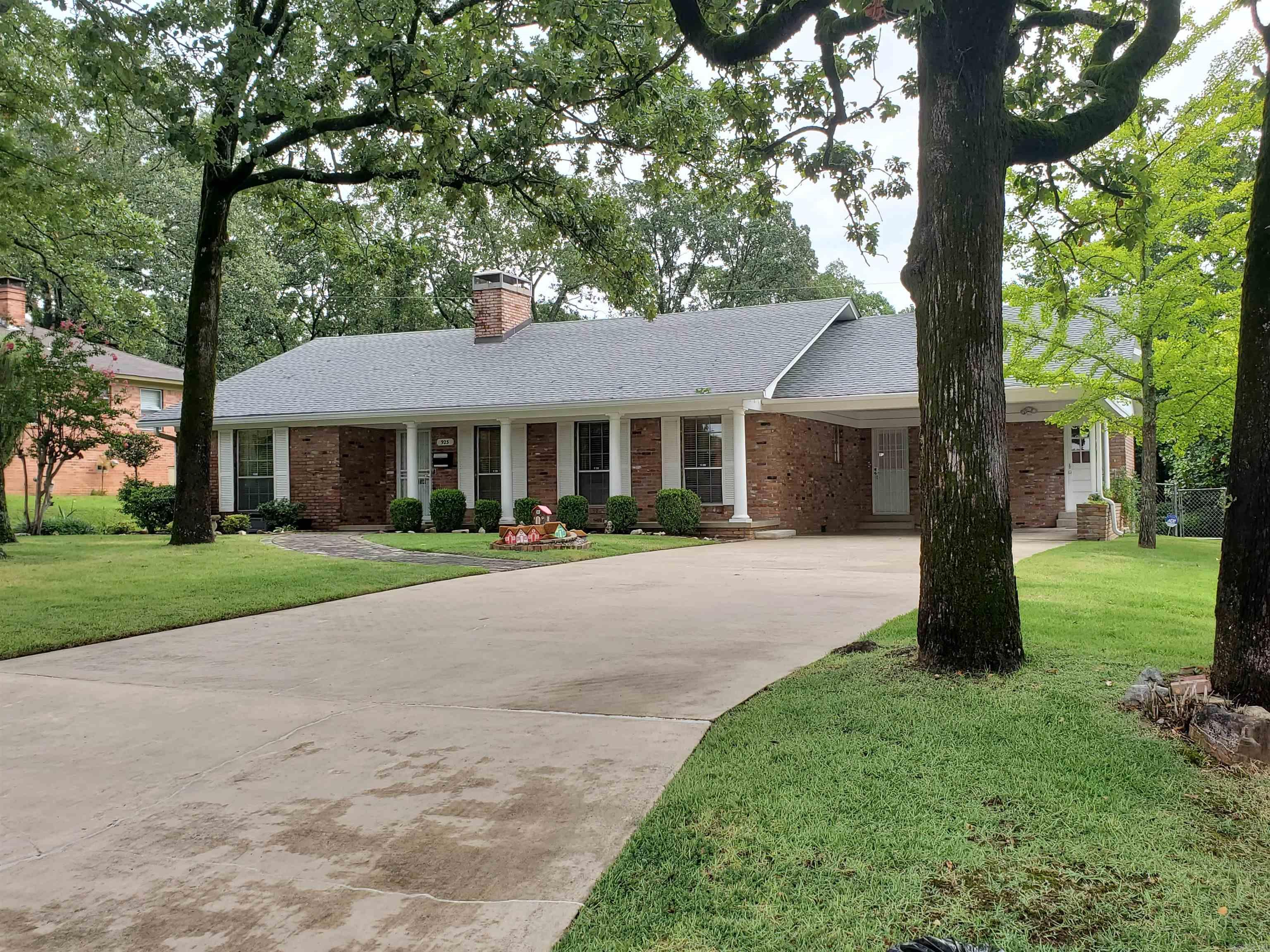 PLEASANT HILL - Residential