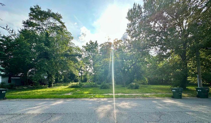 Great opportunity to own a piece of land near Downtown Conway! Two lots totaling .98 acres close to Hendrix. Currently zoned multi-family.