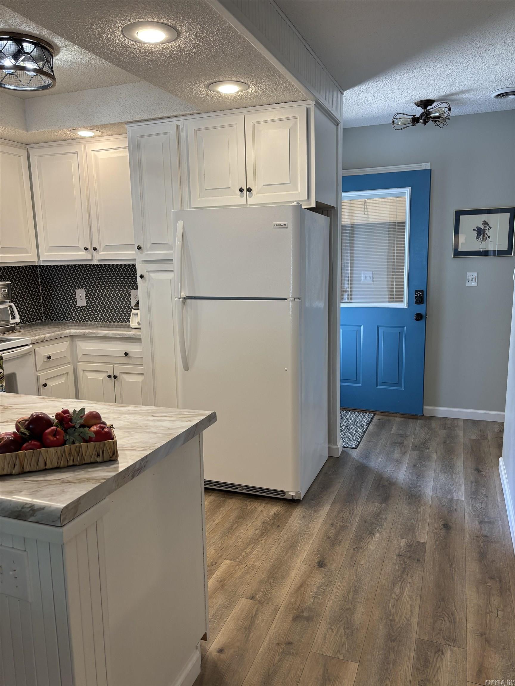 Lakewood Hills Condo - Residential