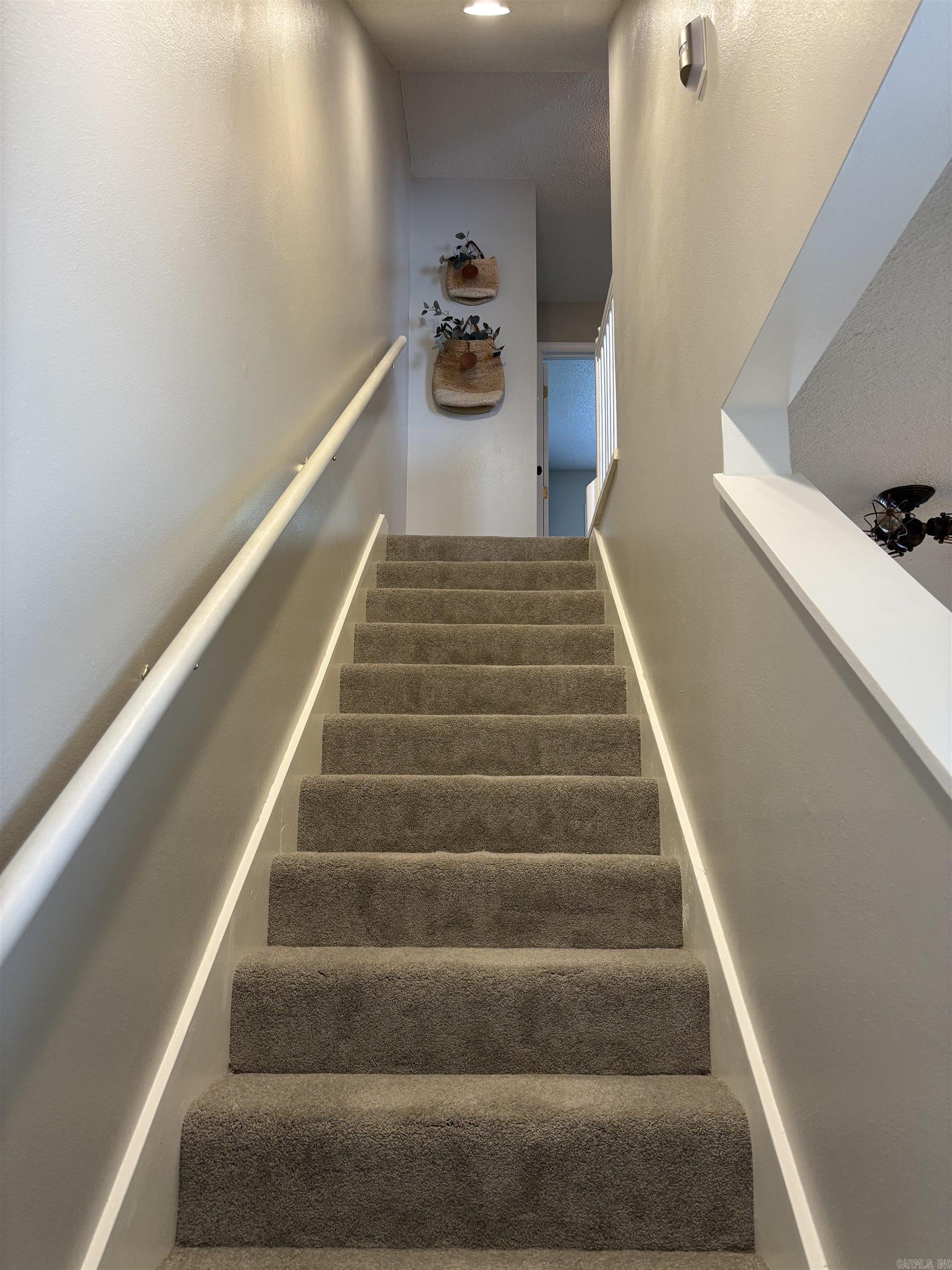 Lakewood Hills Condo - Residential