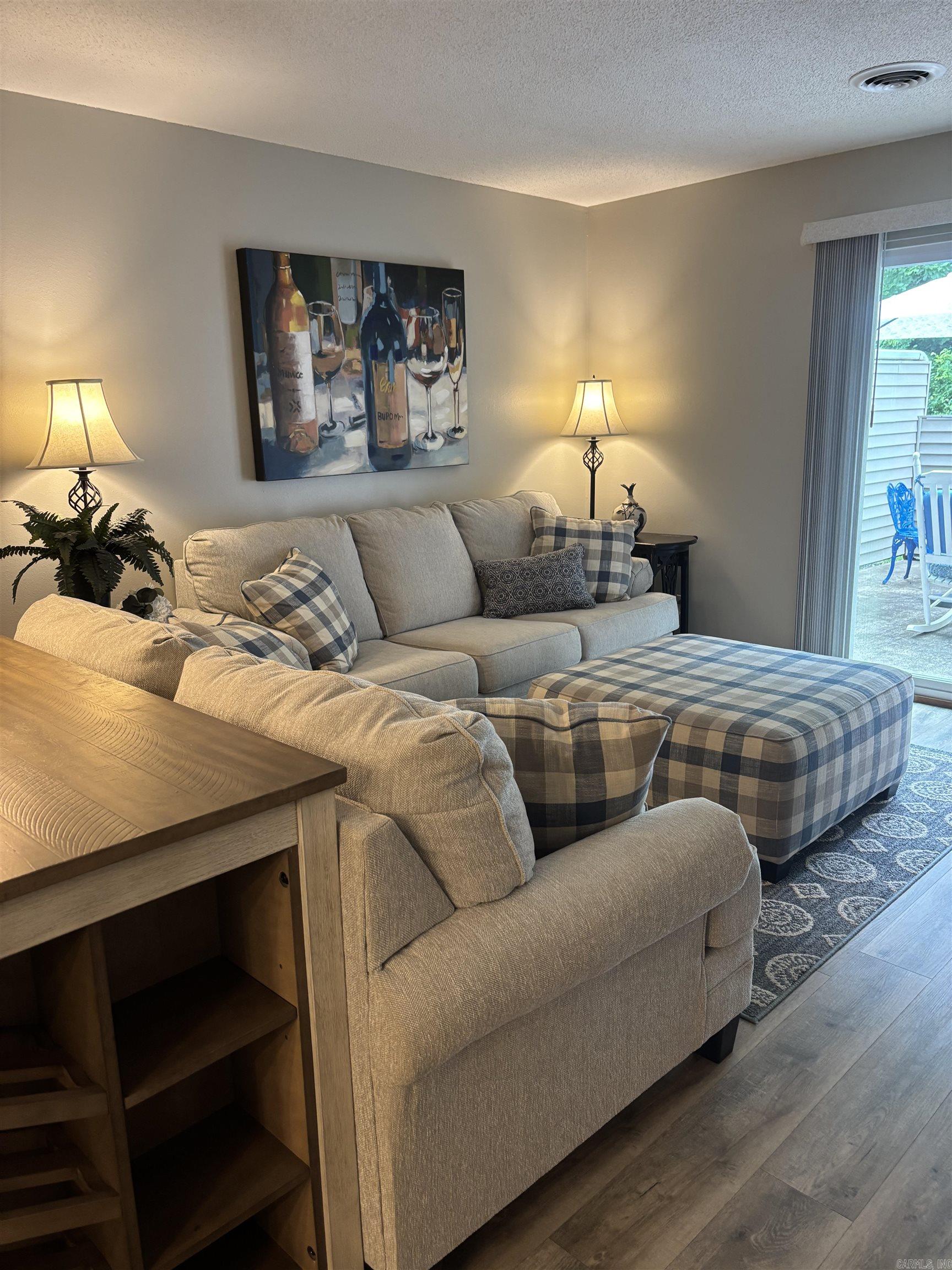Lakewood Hills Condo - Residential