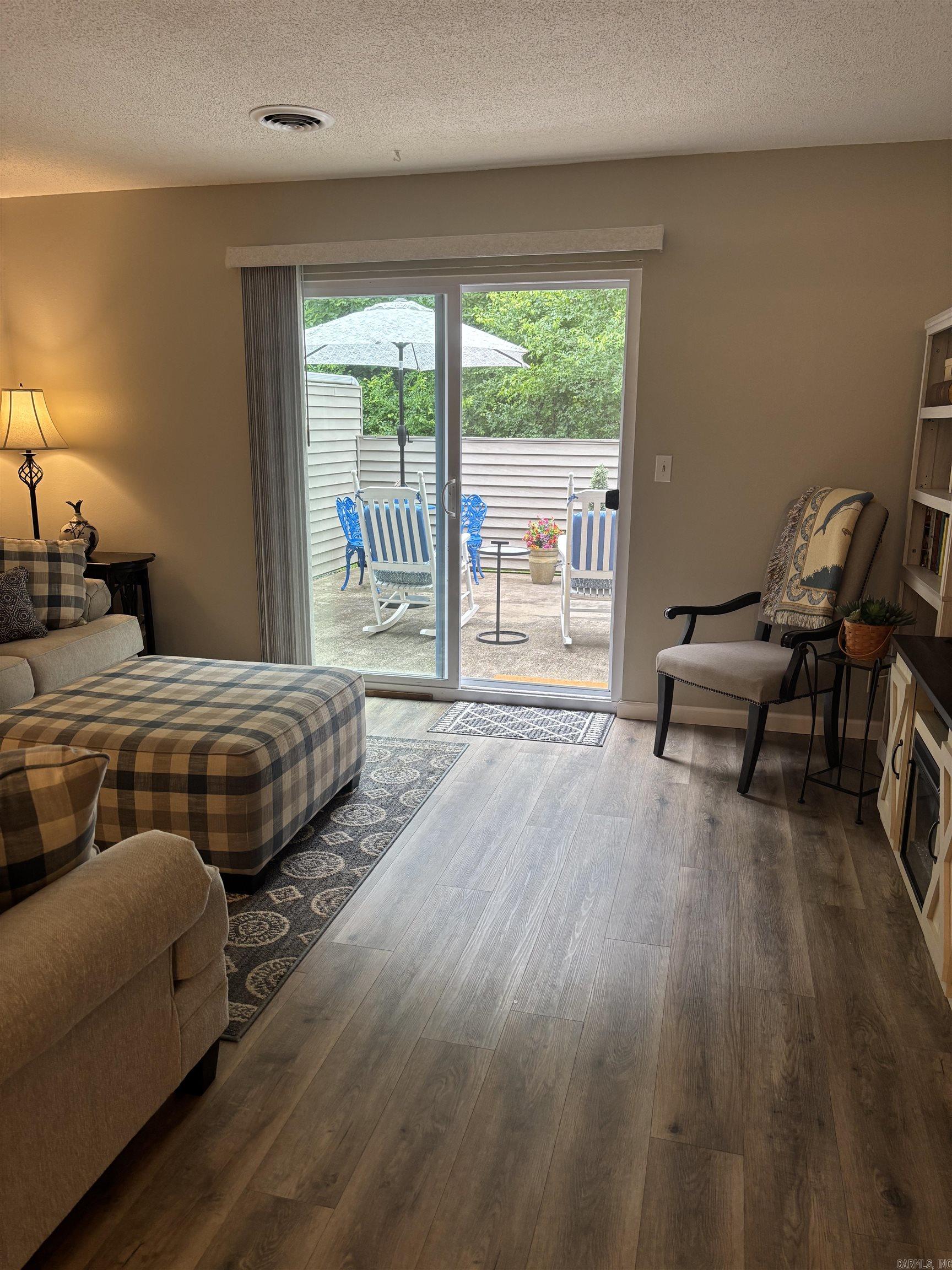 Lakewood Hills Condo - Residential