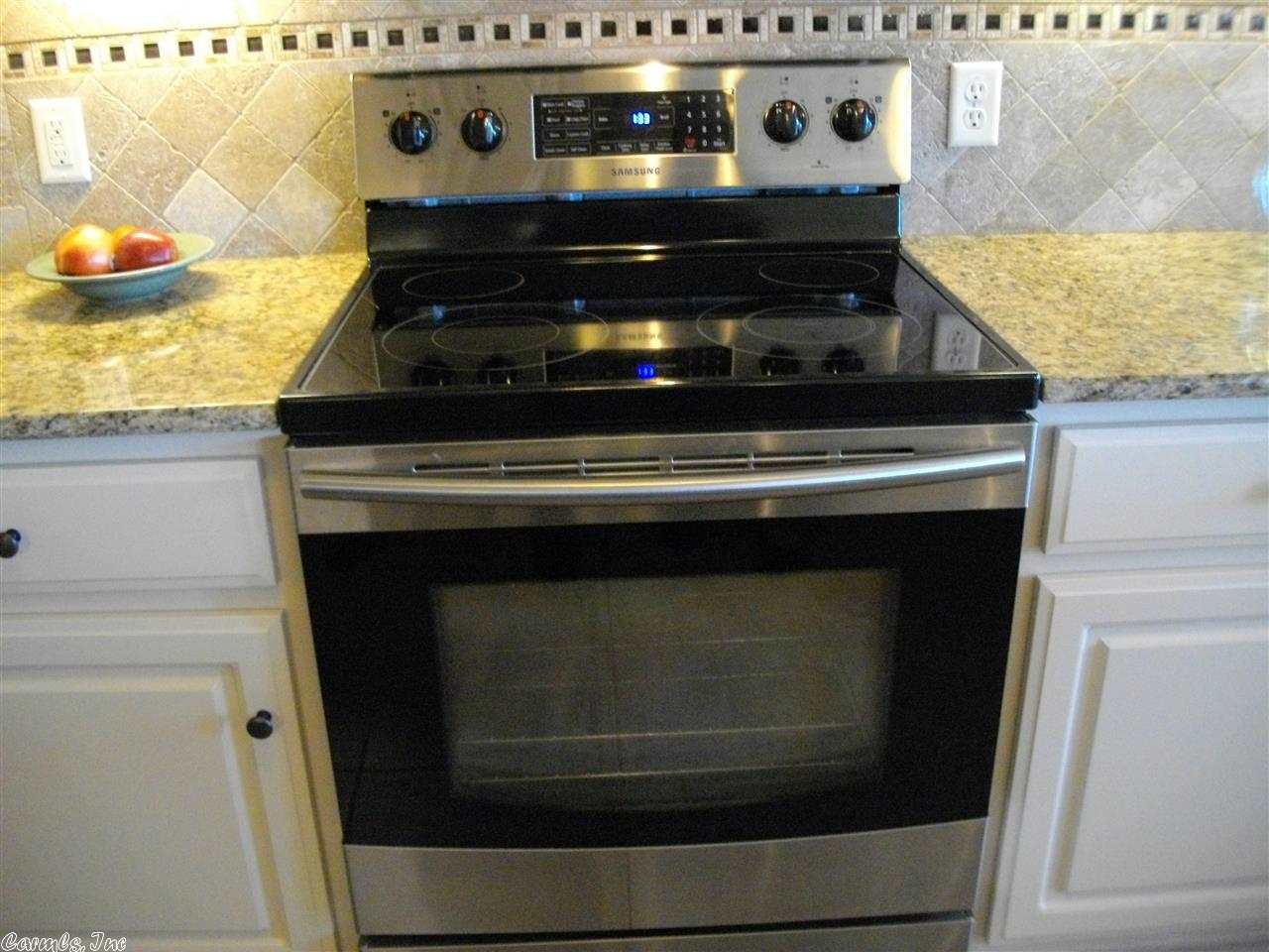 COUNTRY CLUB OF ARK THE - Residential