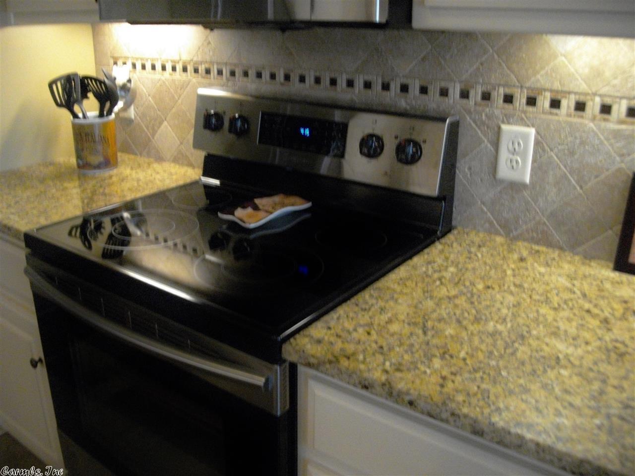 COUNTRY CLUB OF ARK THE - Residential