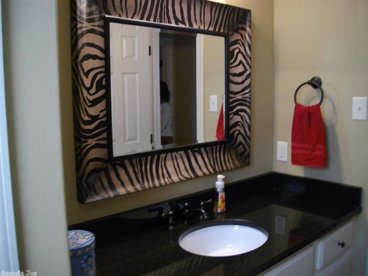 COUNTRY CLUB OF ARK THE - Residential