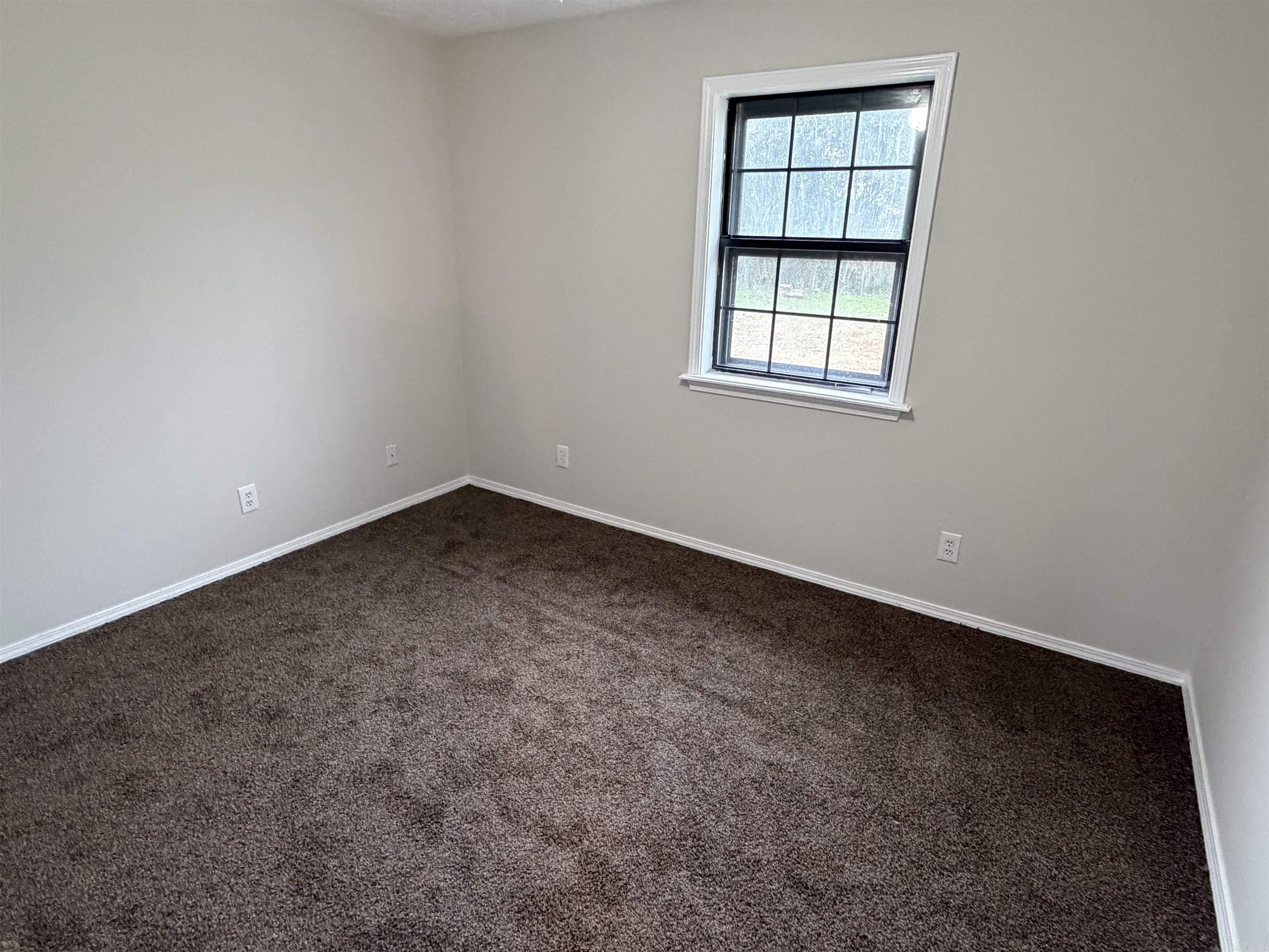 Rolling Hills 1st - Residential Lease