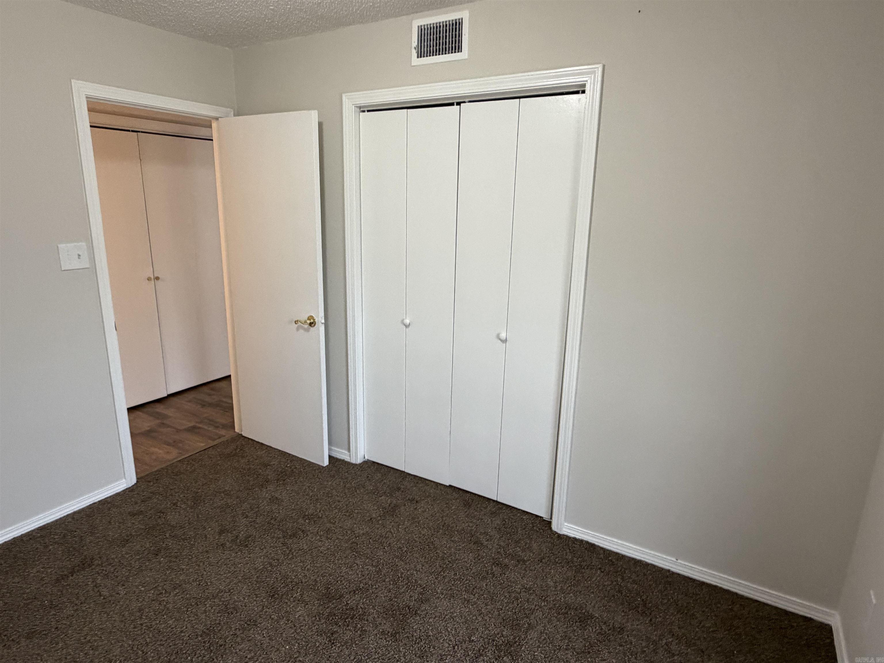 Rolling Hills 1st - Residential Lease