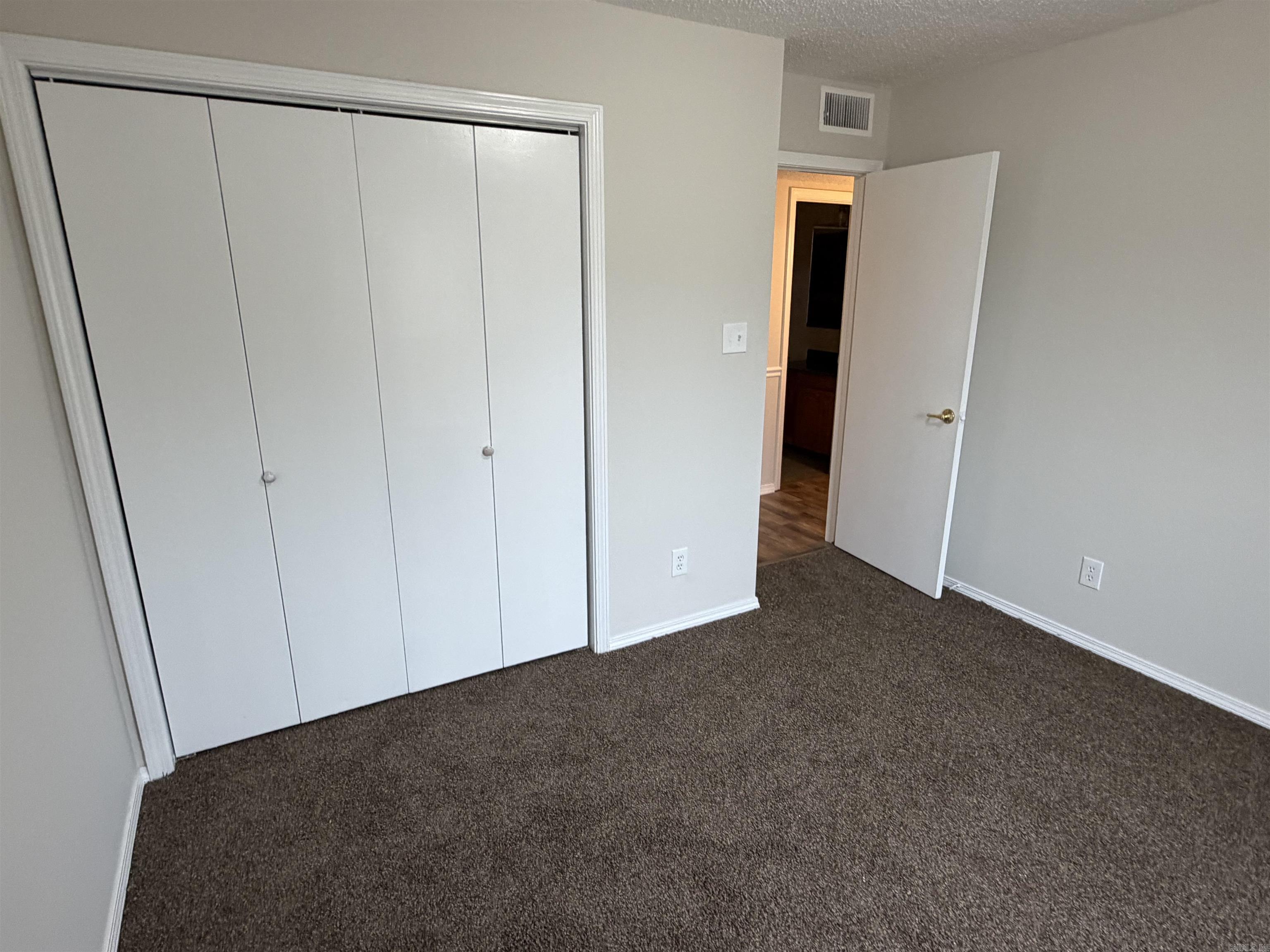 Rolling Hills 1st - Residential Lease