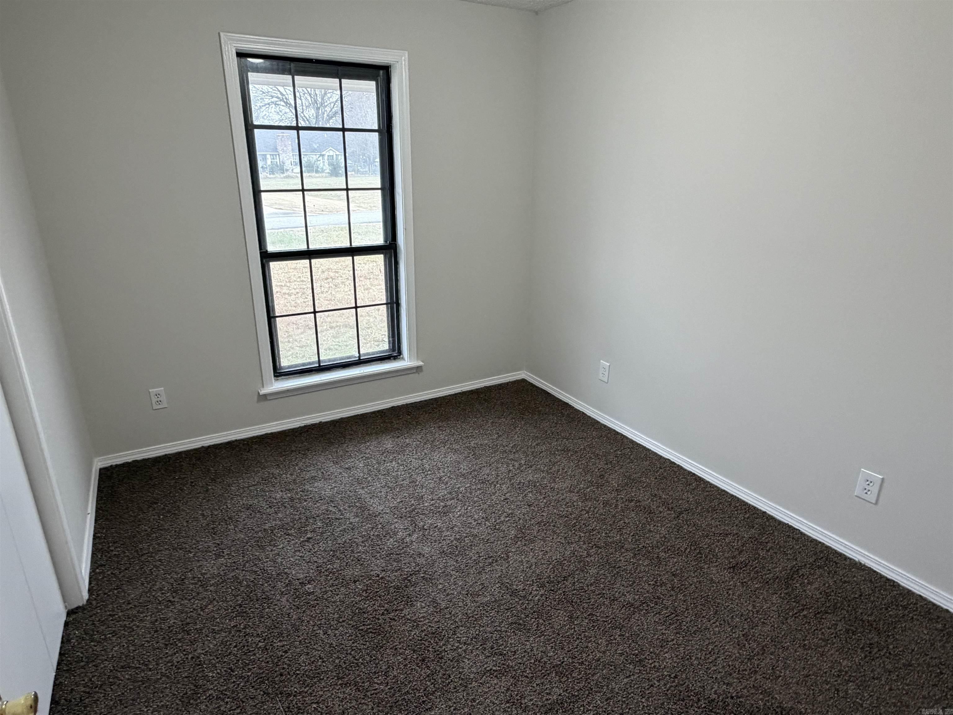 Rolling Hills 1st - Residential Lease