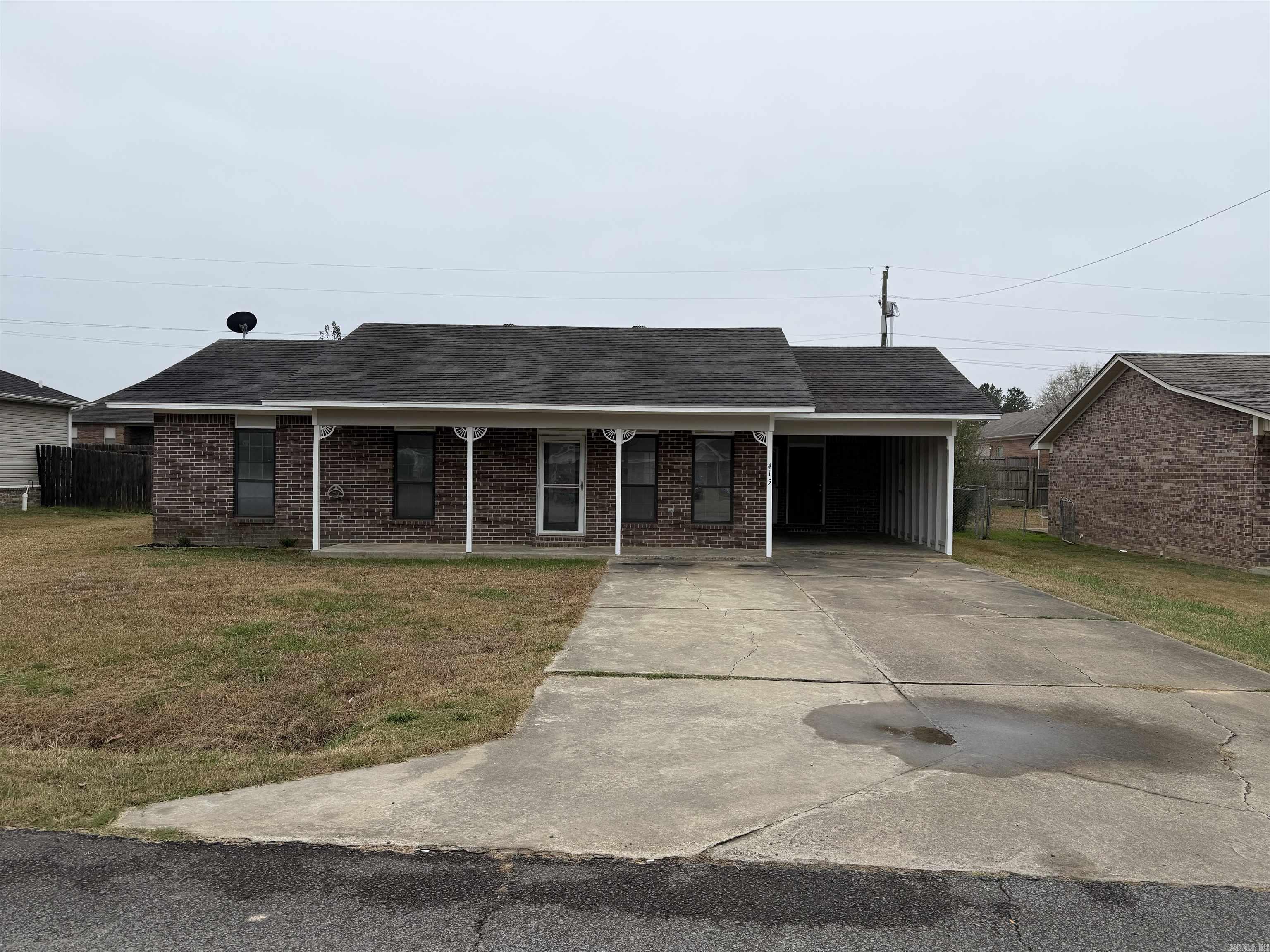 Rolling Hills 1st - Residential Lease