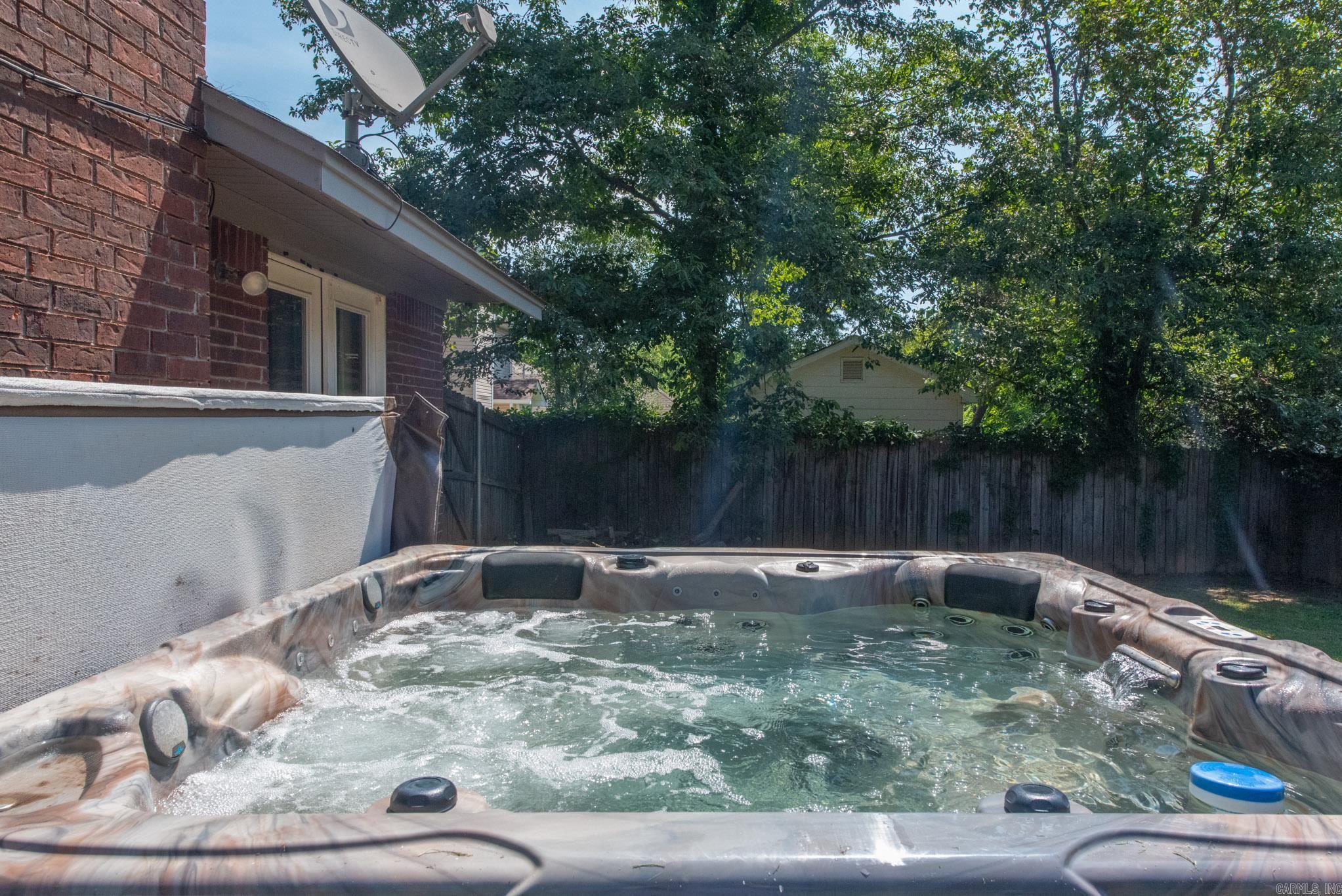 NORTHLAKE - Residential