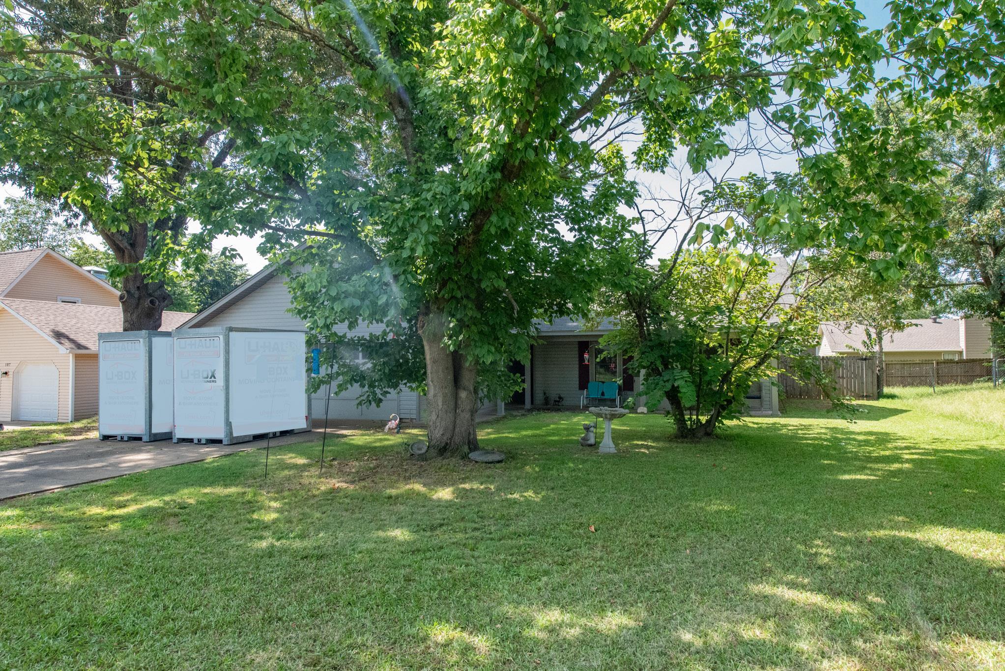 NORTHLAKE - Residential