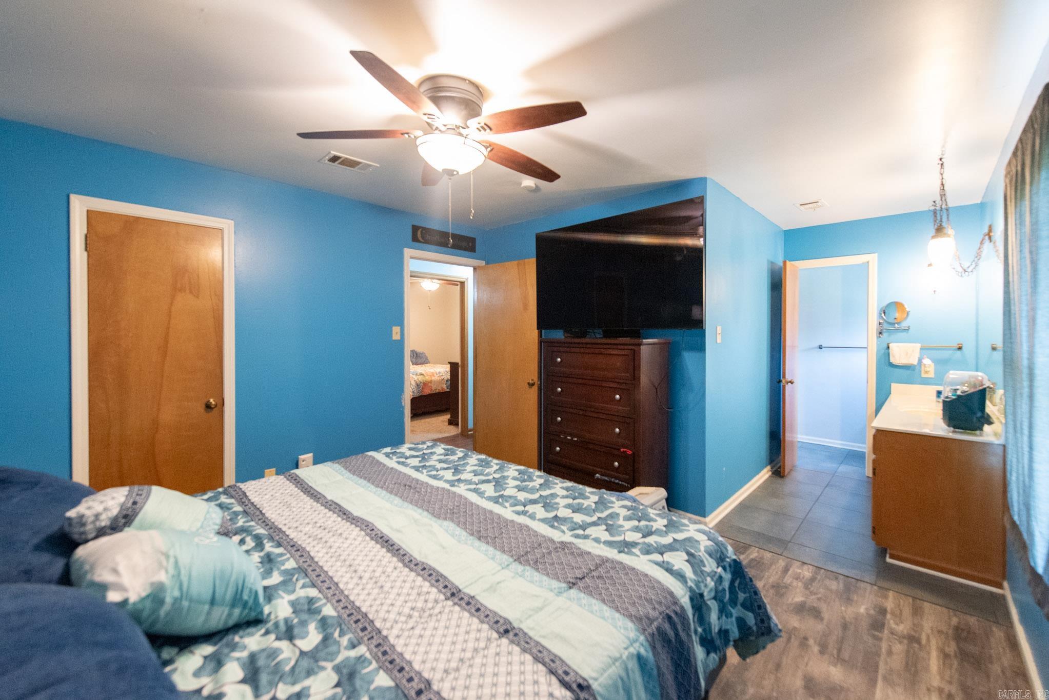 NORTHLAKE - Residential