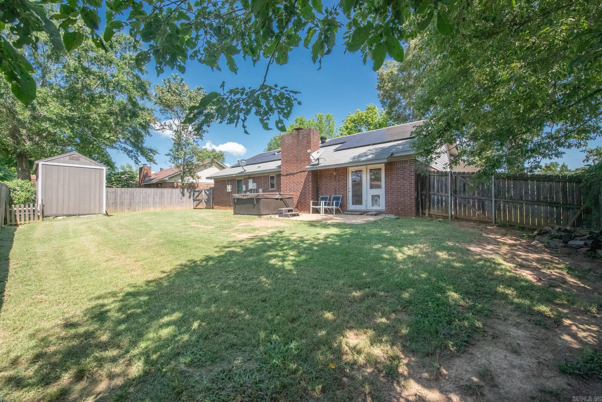 NORTHLAKE - Residential