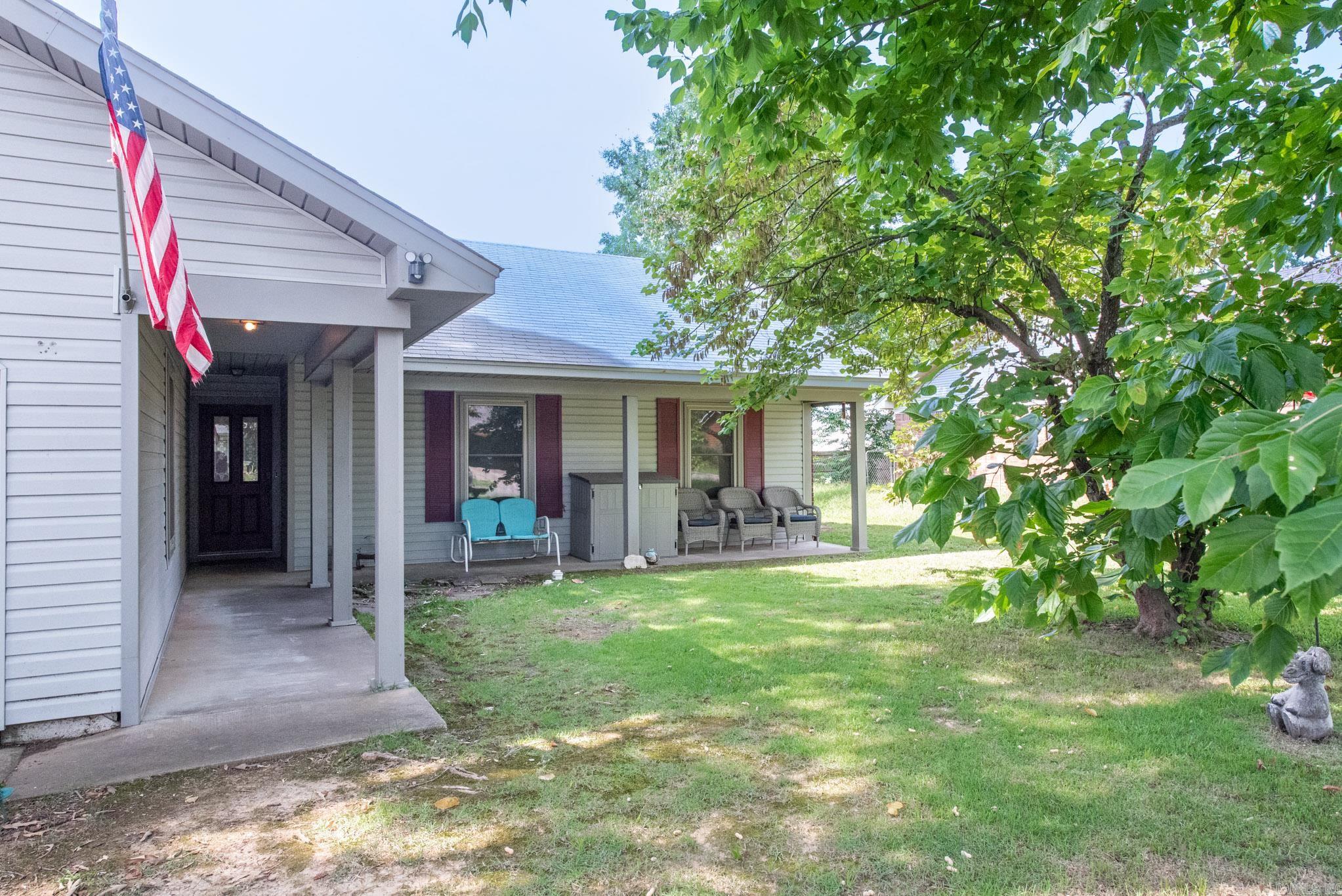 NORTHLAKE - Residential