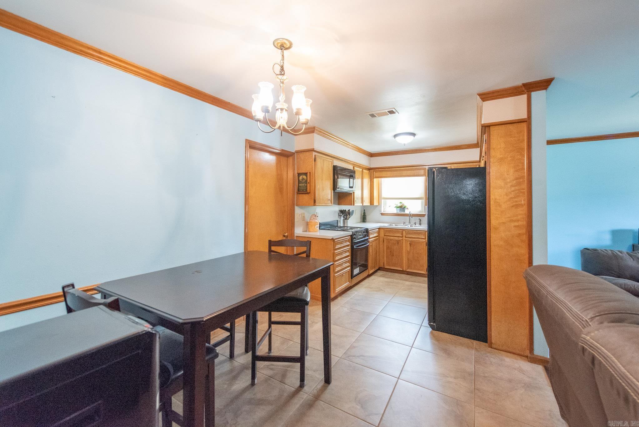 NORTHLAKE - Residential