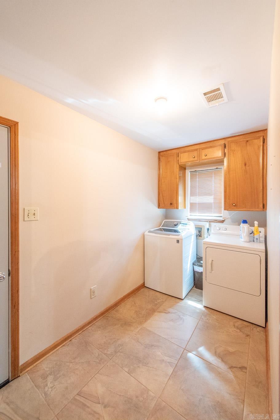 NORTHLAKE - Residential