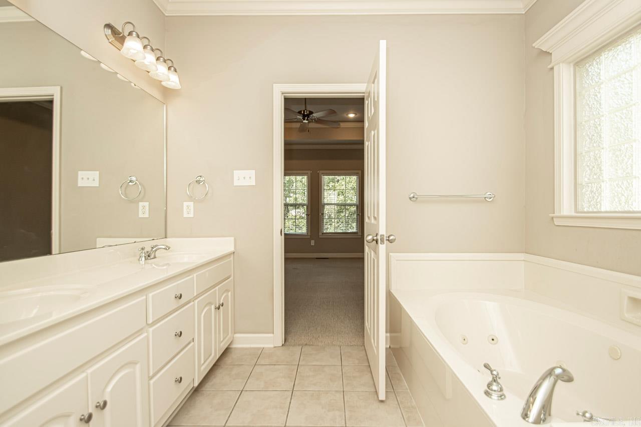 MILLERS CROSSING - Residential