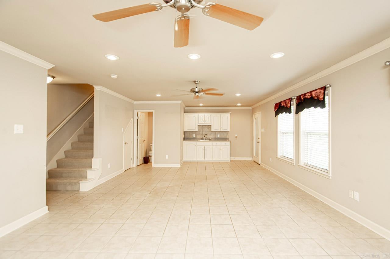 MILLERS CROSSING - Residential