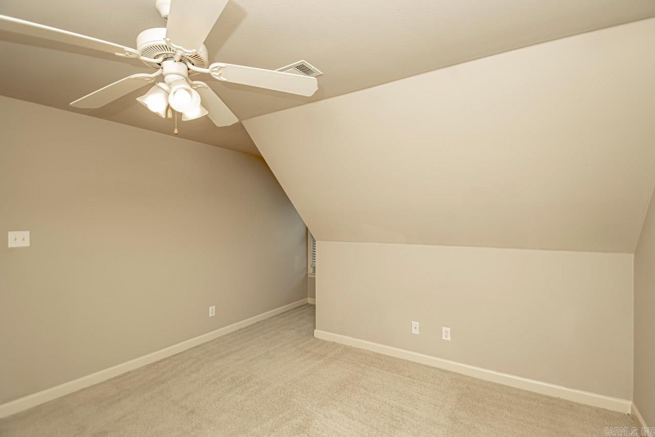 MILLERS CROSSING - Residential