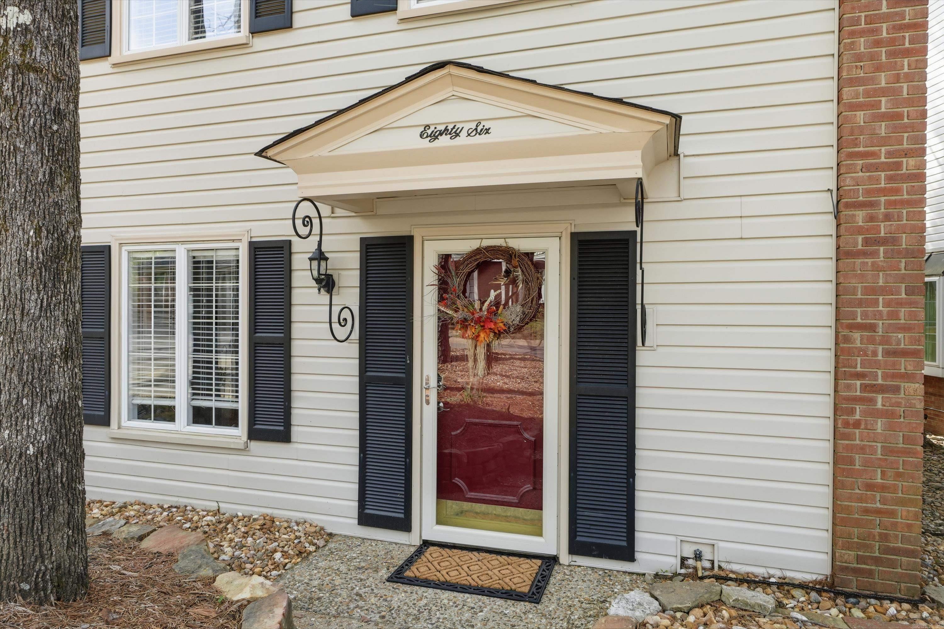 KINGSBRIDGE TWNHSE - Residential