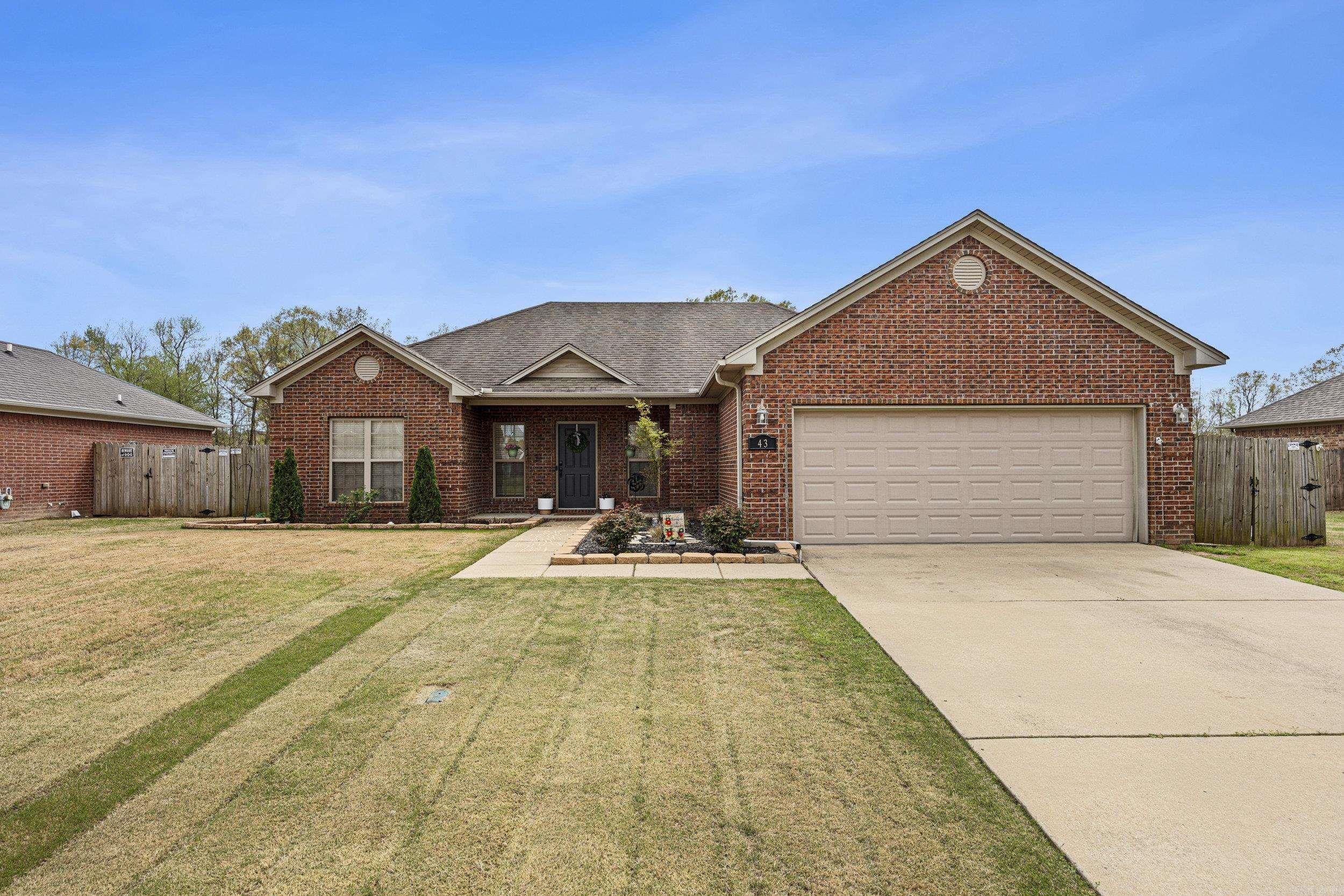 SAGEBRUSH COVE - Residential