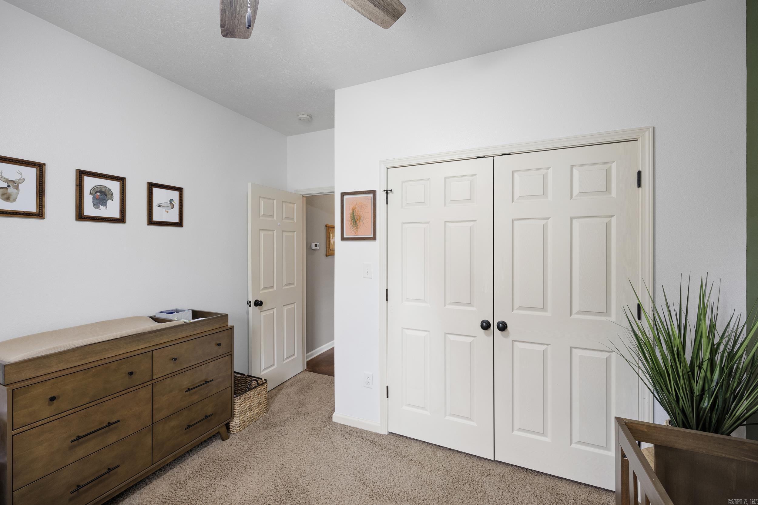 SAGEBRUSH COVE - Residential